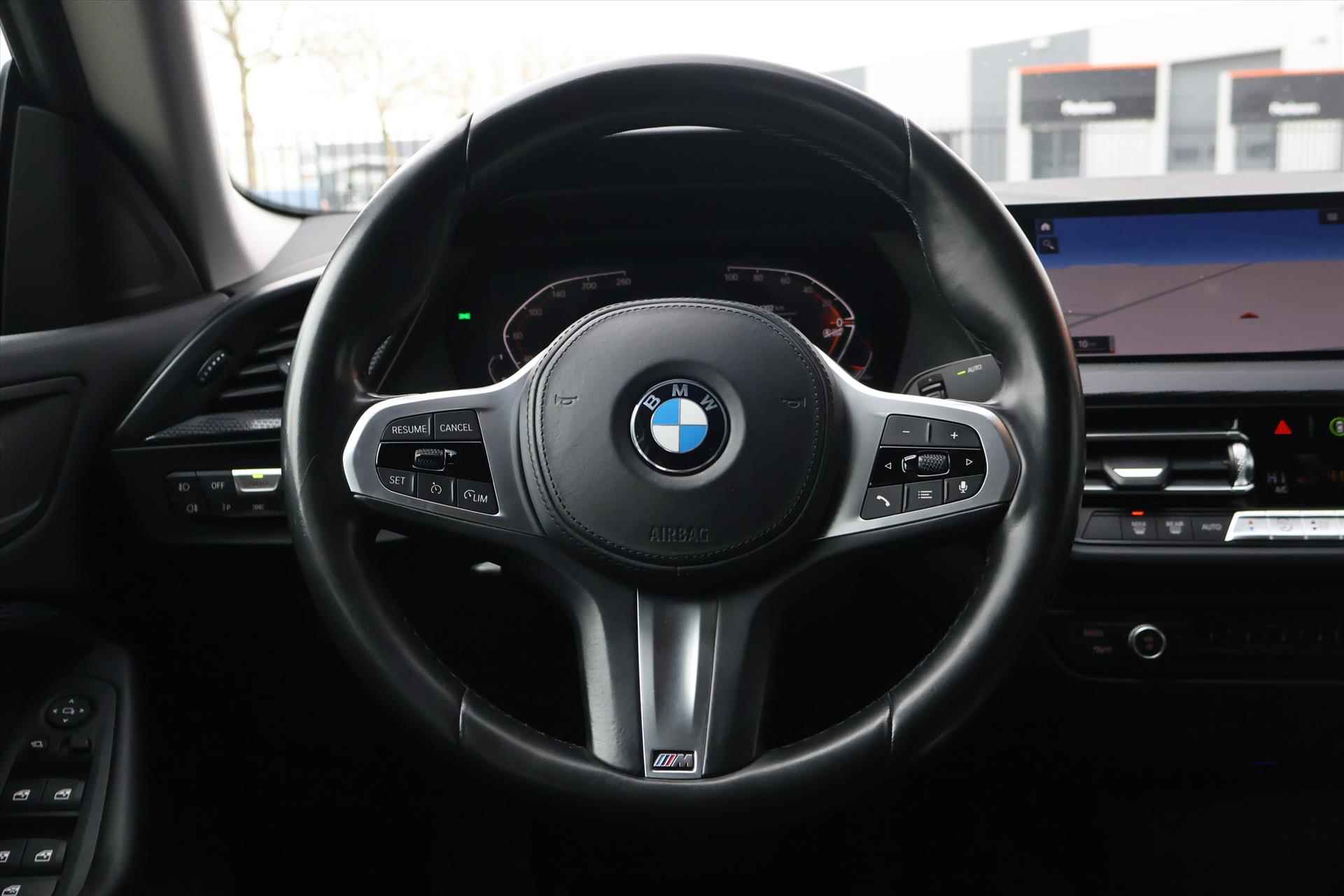 BMW 2-Serie Gran Coupé (f44) 218i SportLine 136pk Aut | Sfeer | LED | Carplay | Camera | Navi | Dodehoekdetectie - 17/40