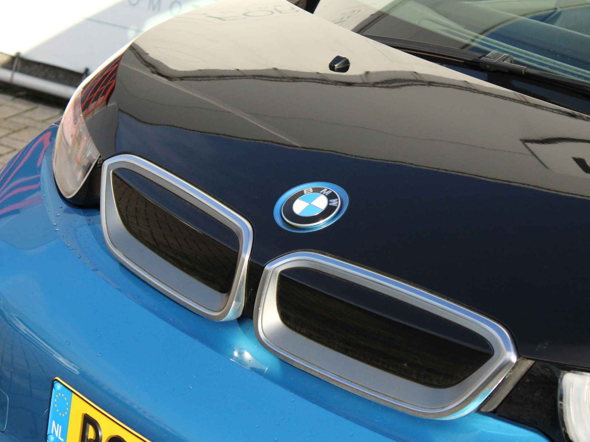 BMW i3 Basis 94Ah 33 kWh PANODAK | LEDER | NL AUTO - 7/23