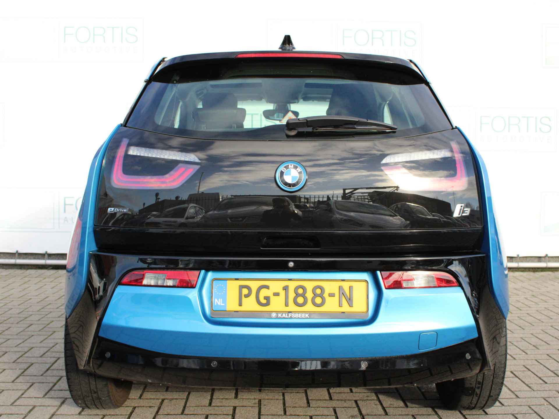 BMW i3 Basis 94Ah 33 kWh PANODAK | LEDER | NL AUTO - 19/23