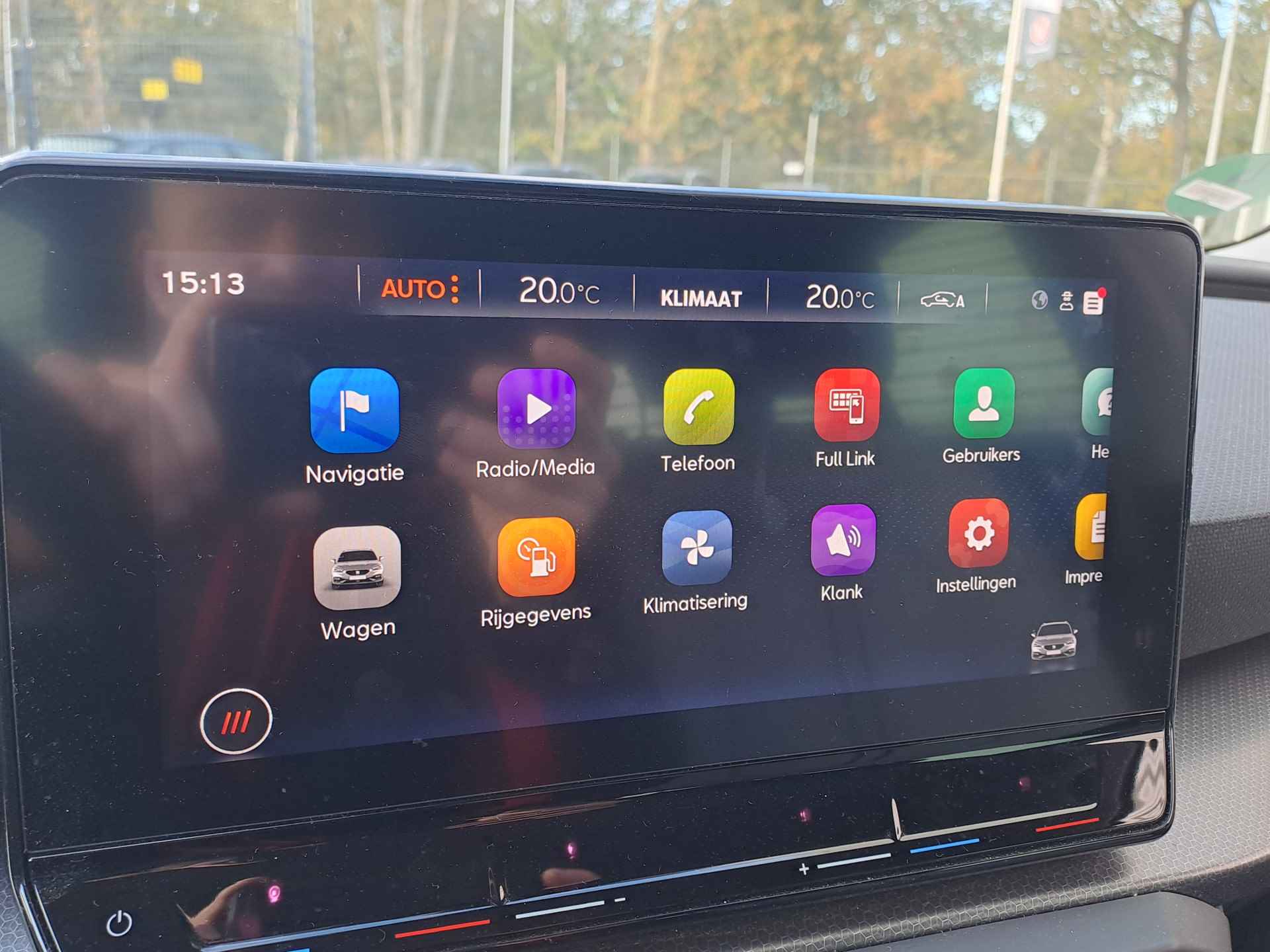 SEAT Leon Sportstourer 1.0 TSI Style Business Intense | Apple Carplay/Android Auto | Navo | PDC | Cruise control adaptief - 23/32