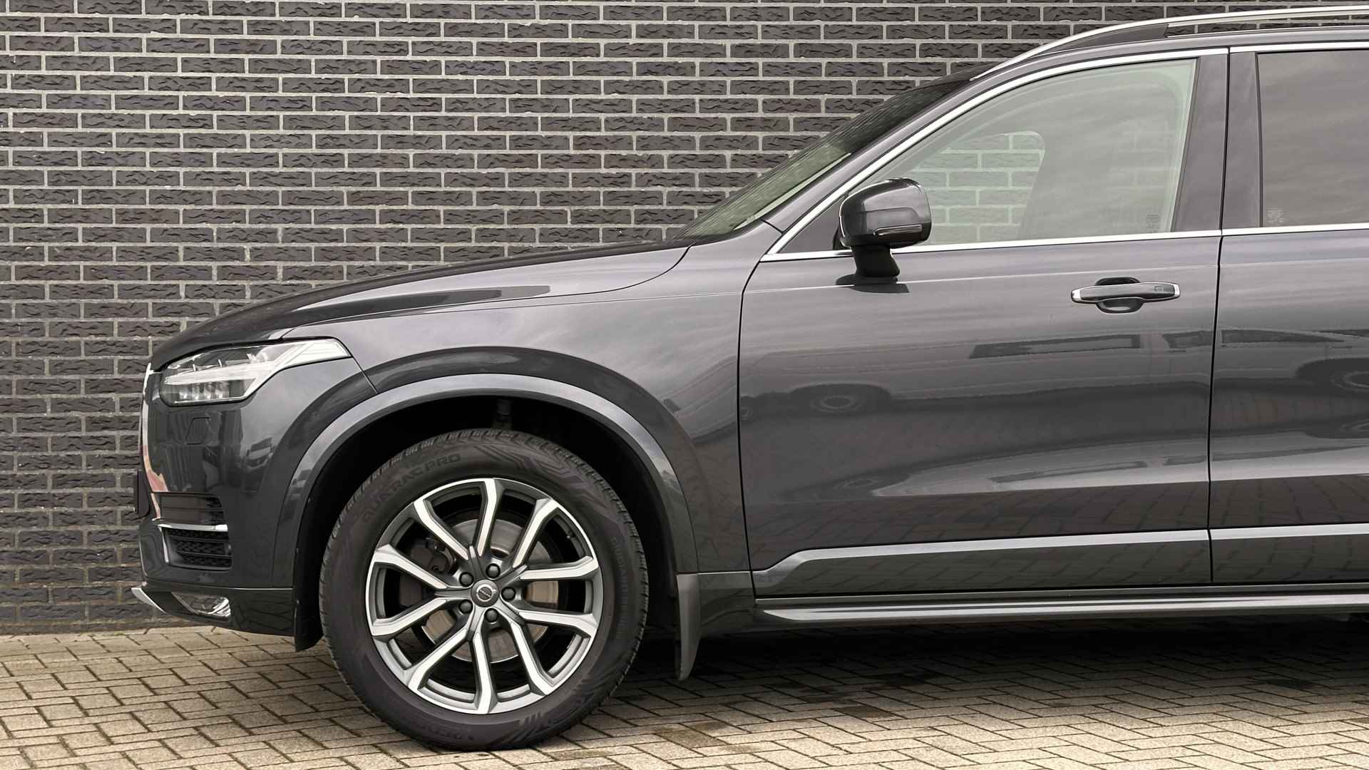 Volvo XC90 2.0 D5 AWD Momentum | Navigatie | Leder | Camera - 6/51