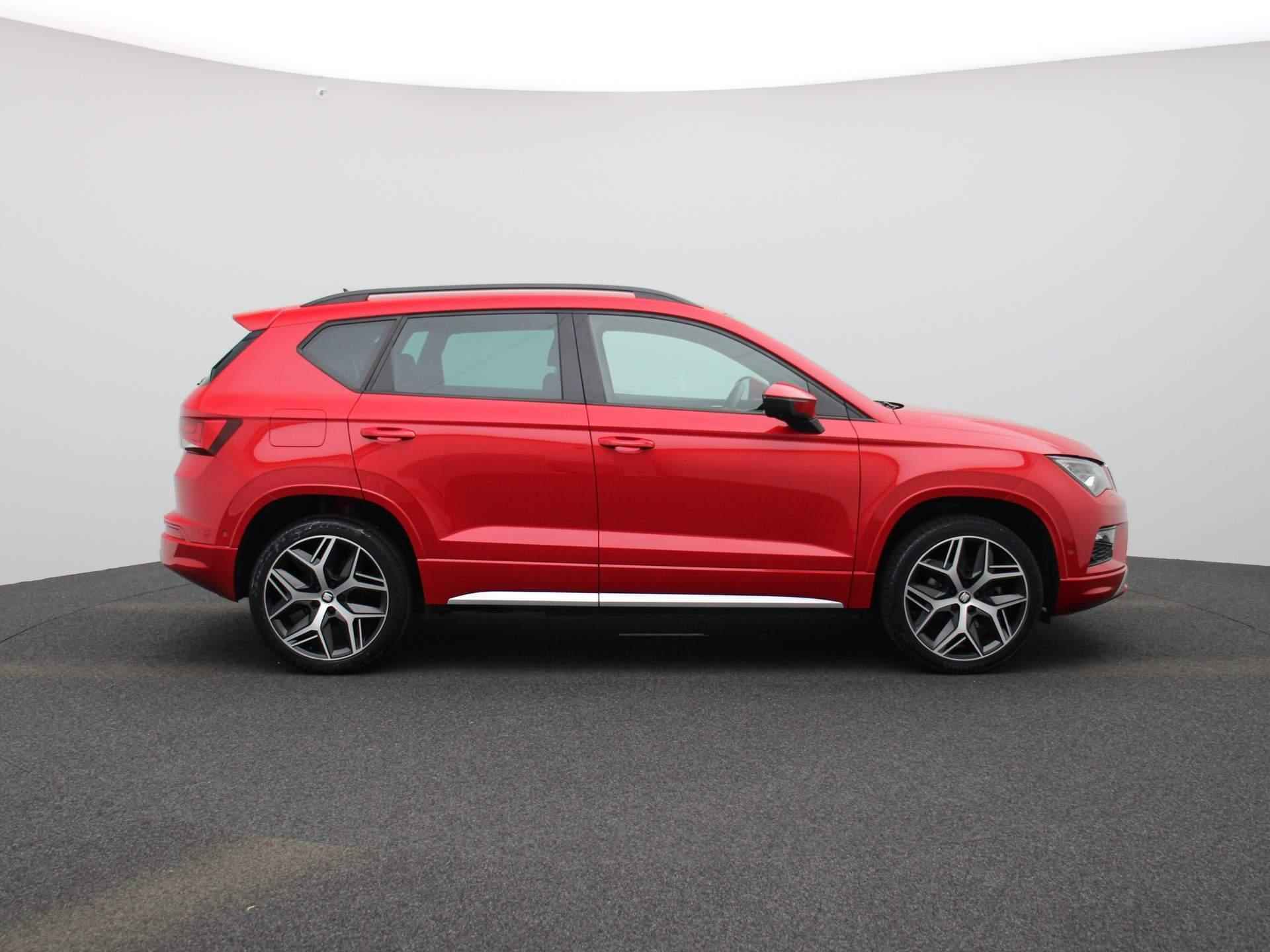 SEAT Ateca 1.5 TSI FR Business Intense | Climate Control | Achteruitrijcamera | Parkeersensoren | Stoelverwarming | Adaptieve Cruise Control | - 6/45