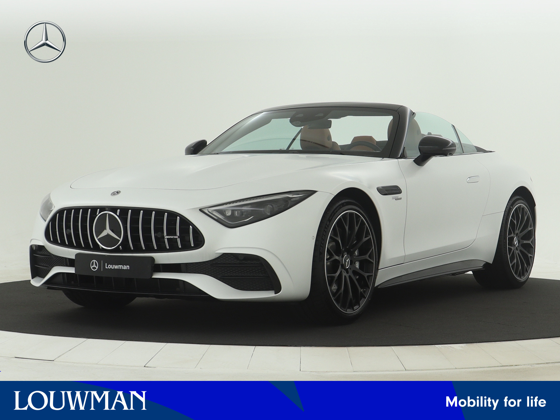 Mercedes-Benz SL-Klasse Roadster 43 | Premium Plus pakket | 21" lichtmetalen AMG-velgen met Y-design, zwart | AMG Nightpakket | ENERGIZING-pakket plus | Burmester Surround Sound systeem | Parkeerpakket met achteruitrijcamera |