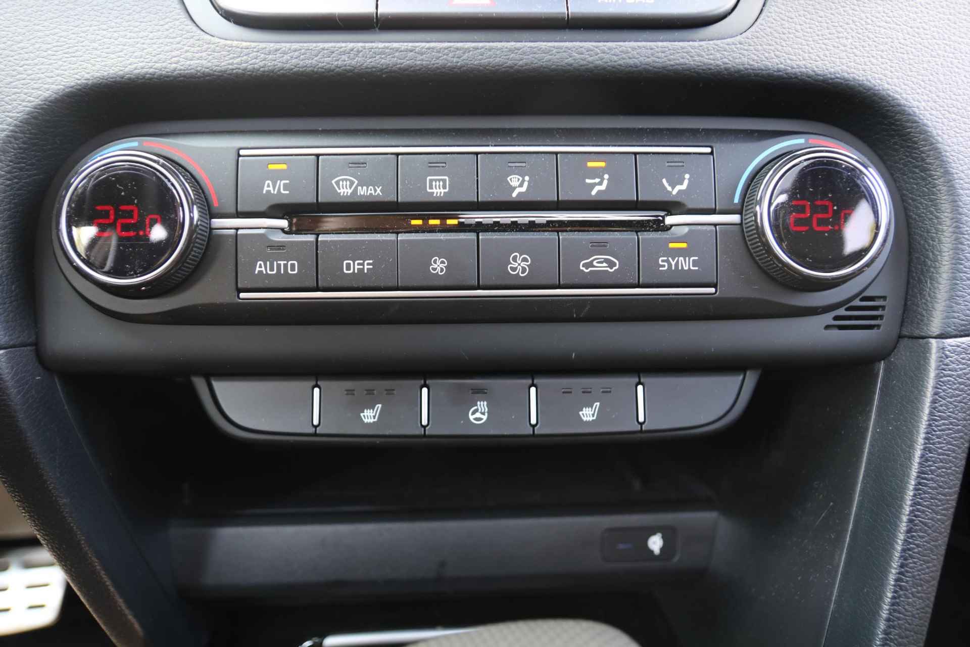 Kia ProCeed 1.5 T-GDi GT-PlusLine | Navi | Camera | Panoramadak | Climate Control | JBL | Stuur & Stoel verwarming | - 23/33