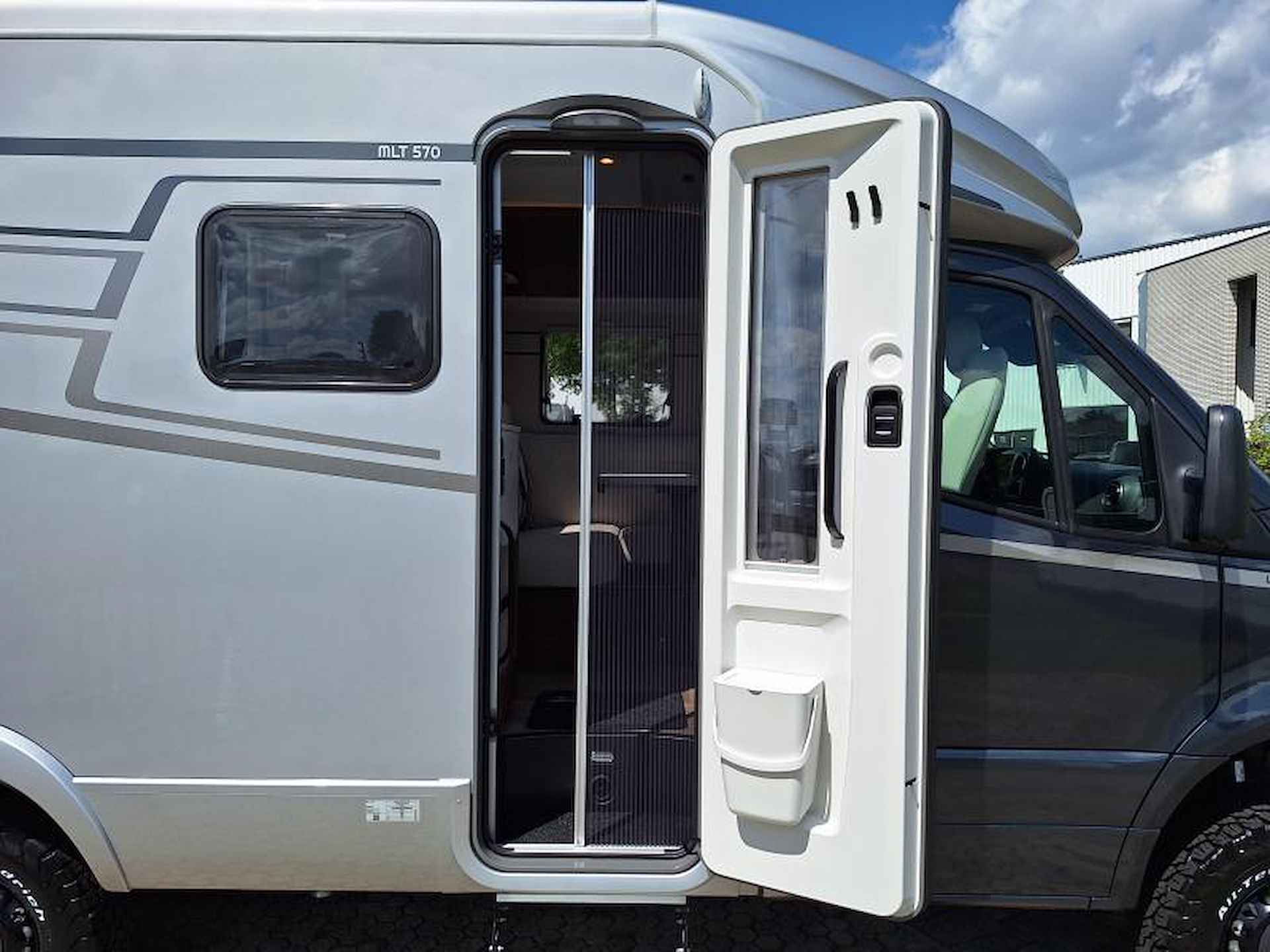 Hymer ML-T 570 - 9G AUTOMAAT- 4X4 - 23/25