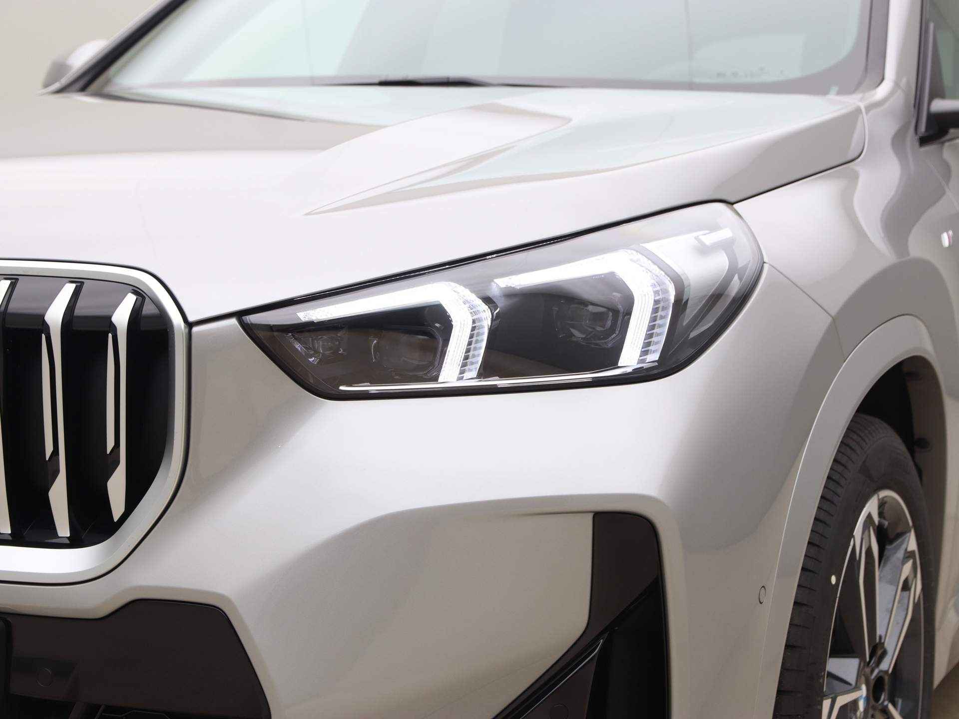 BMW X1 xDrive23i - 21/27