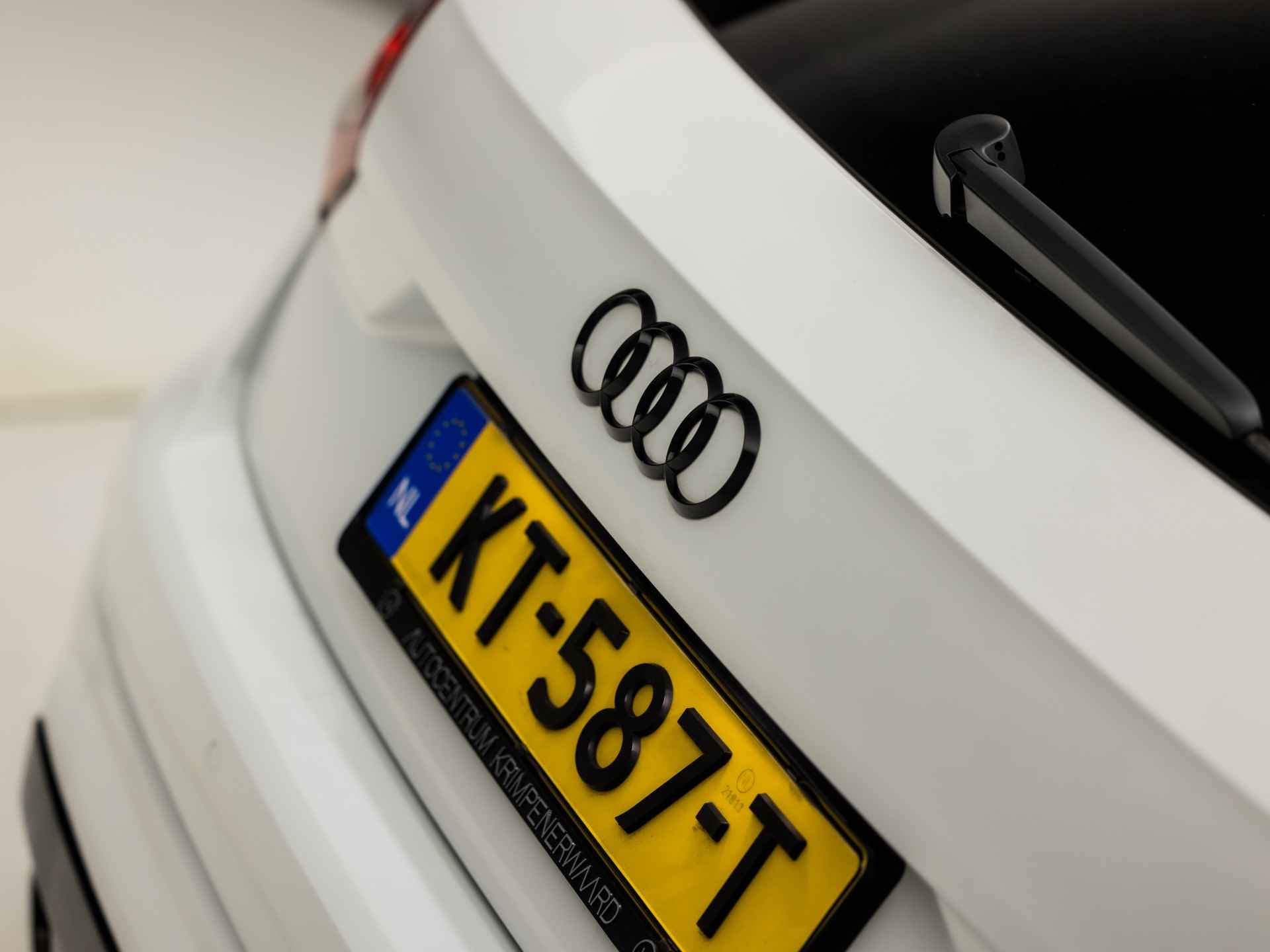 Audi Q2 1.4 TFSI Sport 150Pk Automaat (NAVIGATIE, CAMERA, GETINT GLAS, SPORTSTOELEN, PLAT SPORTSTUUR, TREKHAAK, CRUISE, PARKEERSENSOREN, NIEUWE APK, NIEUWSTAAT) - 27/35