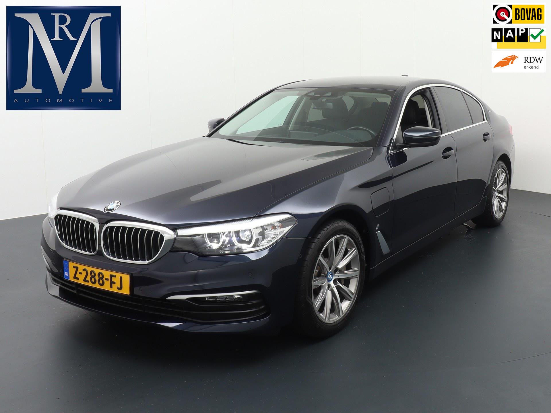 BMW 5-serie 530e iPerformance High Executive Automaat | VAN €35.900,- VOOR € 31.440, UW LENTE VOORDEEL: € 4.460,- ! bij viaBOVAG.nl