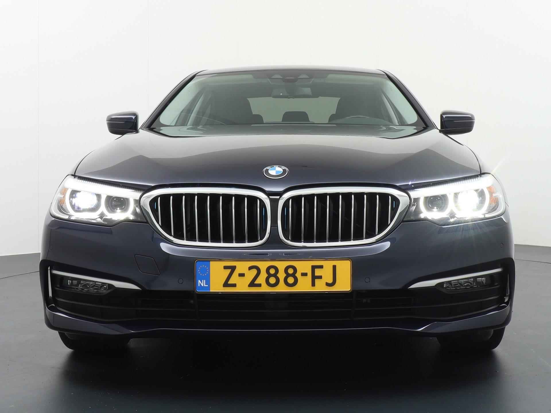 BMW 5-serie 530e iPerformance High Executive Automaat | LEDER | CAMERA | RIJKLAARPRIJS INCL. 12 MND BOVAGGARANTIE - 4/49