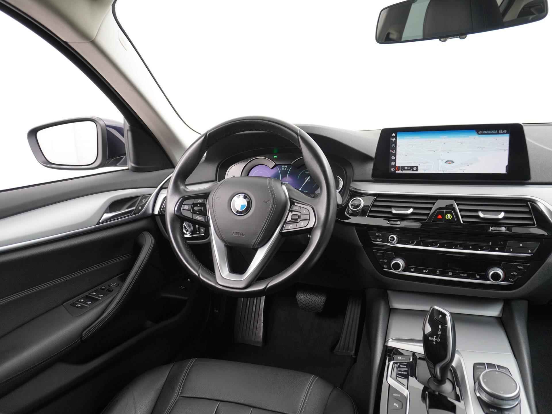 BMW 5-serie 530e iPerformance High Executive Automaat | LEDER | CAMERA | RIJKLAARPRIJS INCL. 12 MND BOVAGGARANTIE - 24/49