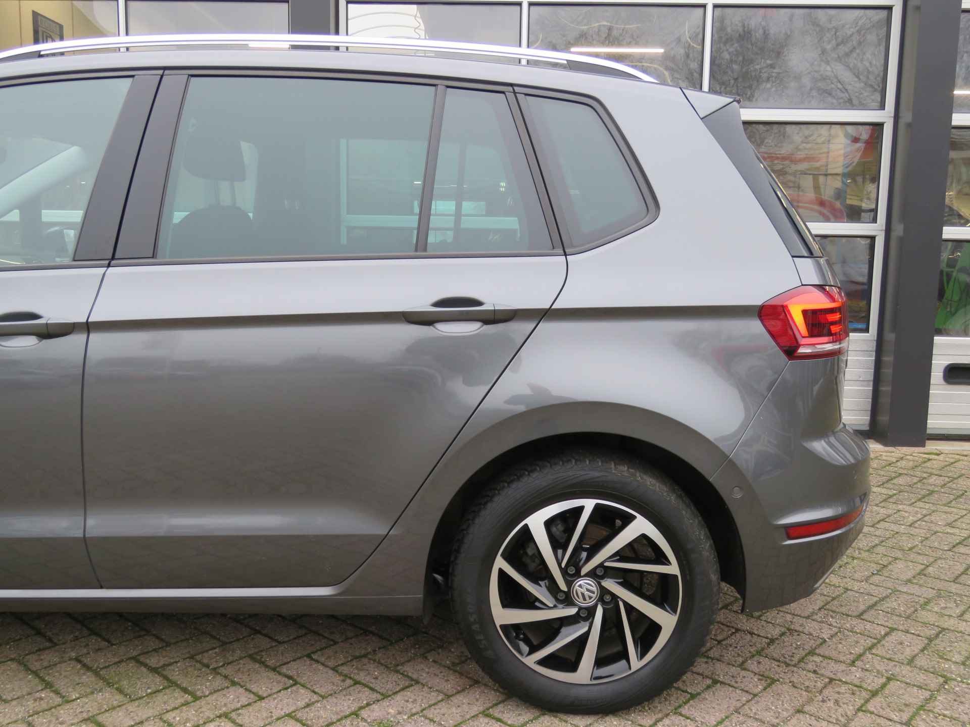 Volkswagen Golf Sportsvan 1.0 TSI 115pk DSG-aut. Highline,, Join'' / Navi / Stoel-Stuur verw. / BOVAG garantie - 18/50