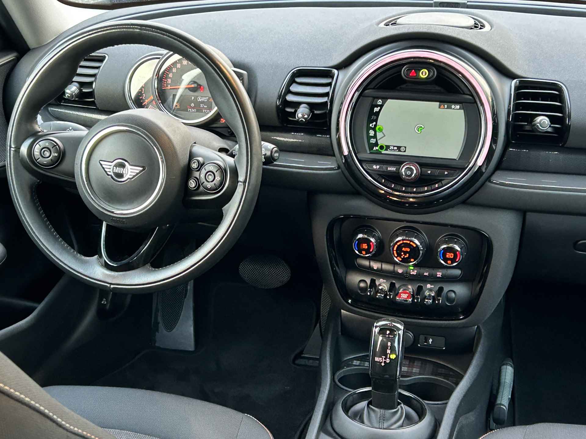 MINI Clubman 1.5 Cooper Salt | Carplay | Cruise Control | Parkeersensoren achter | Navigatie | 16"LM Velgen | - 5/35