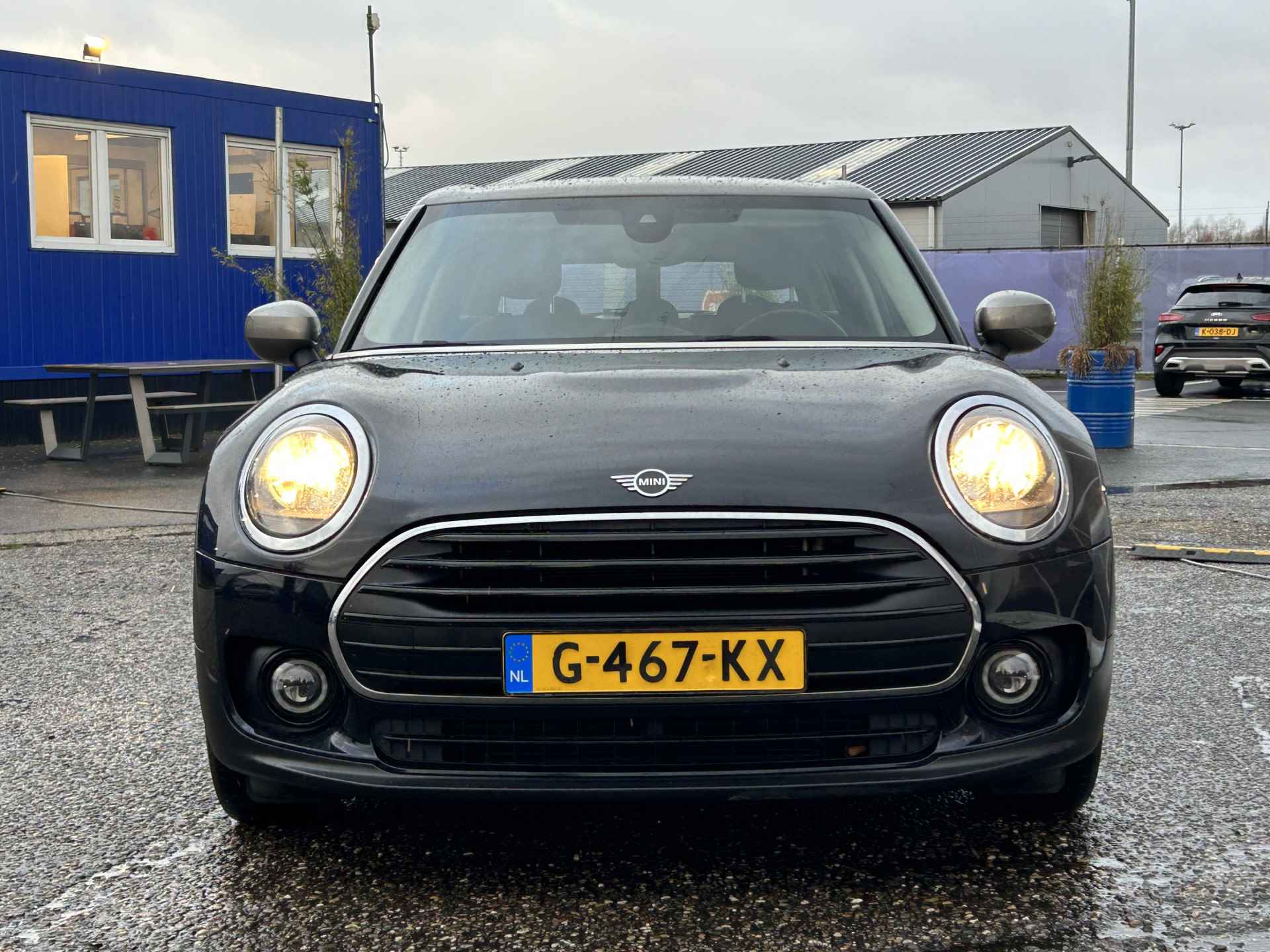 MINI Clubman 1.5 Cooper Salt | Carplay | Cruise Control | Parkeersensoren achter | Navigatie | 16"LM Velgen | - 15/35