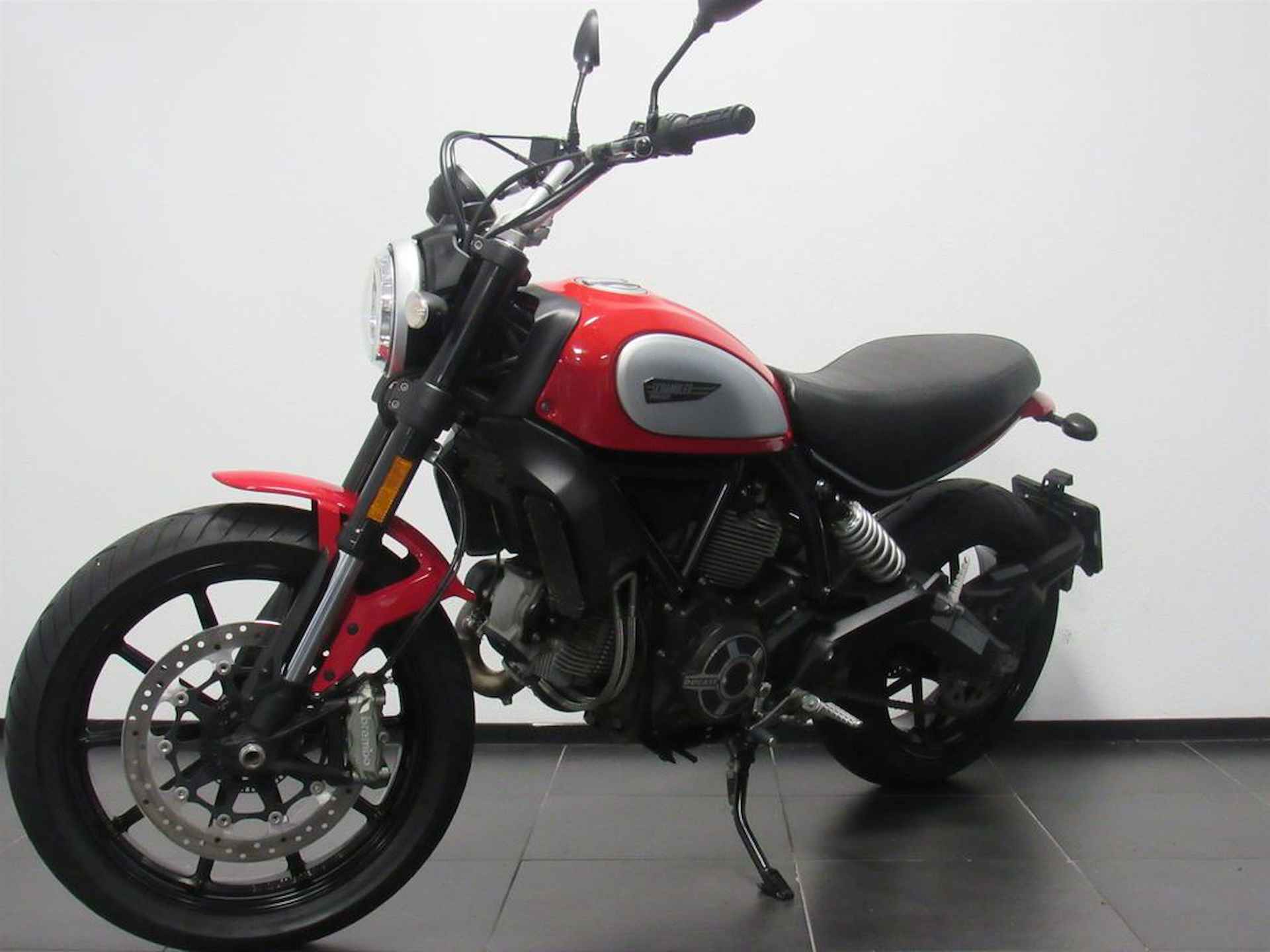 Ducati SCRAMBLER ICON - 3/14