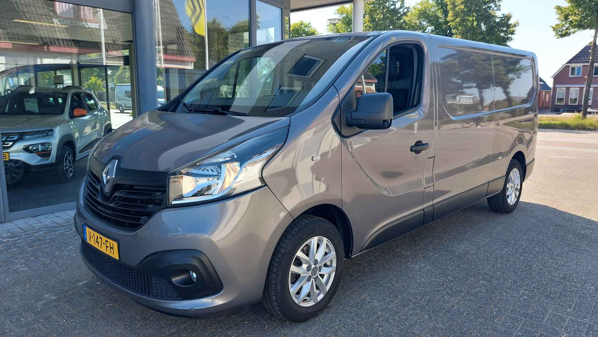 RENAULT Trafic  1.6 DCi 120 - 2/10