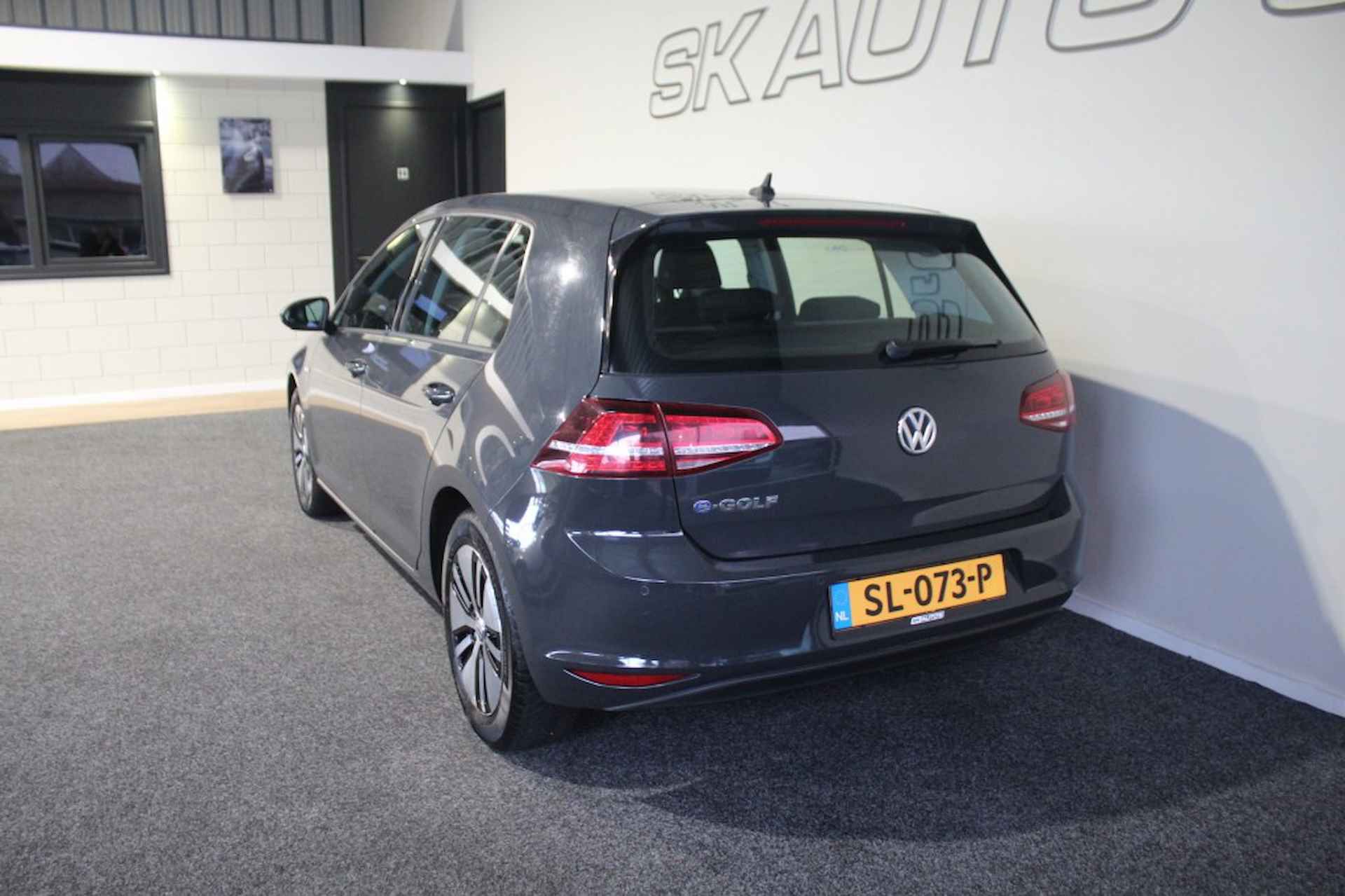 VOLKSWAGEN Golf E-GOLF NAVI 85KW 116PK AUTM AIRCO SUBSIDIE ALL-IN RIJKLAAR PRIJS - 3/48