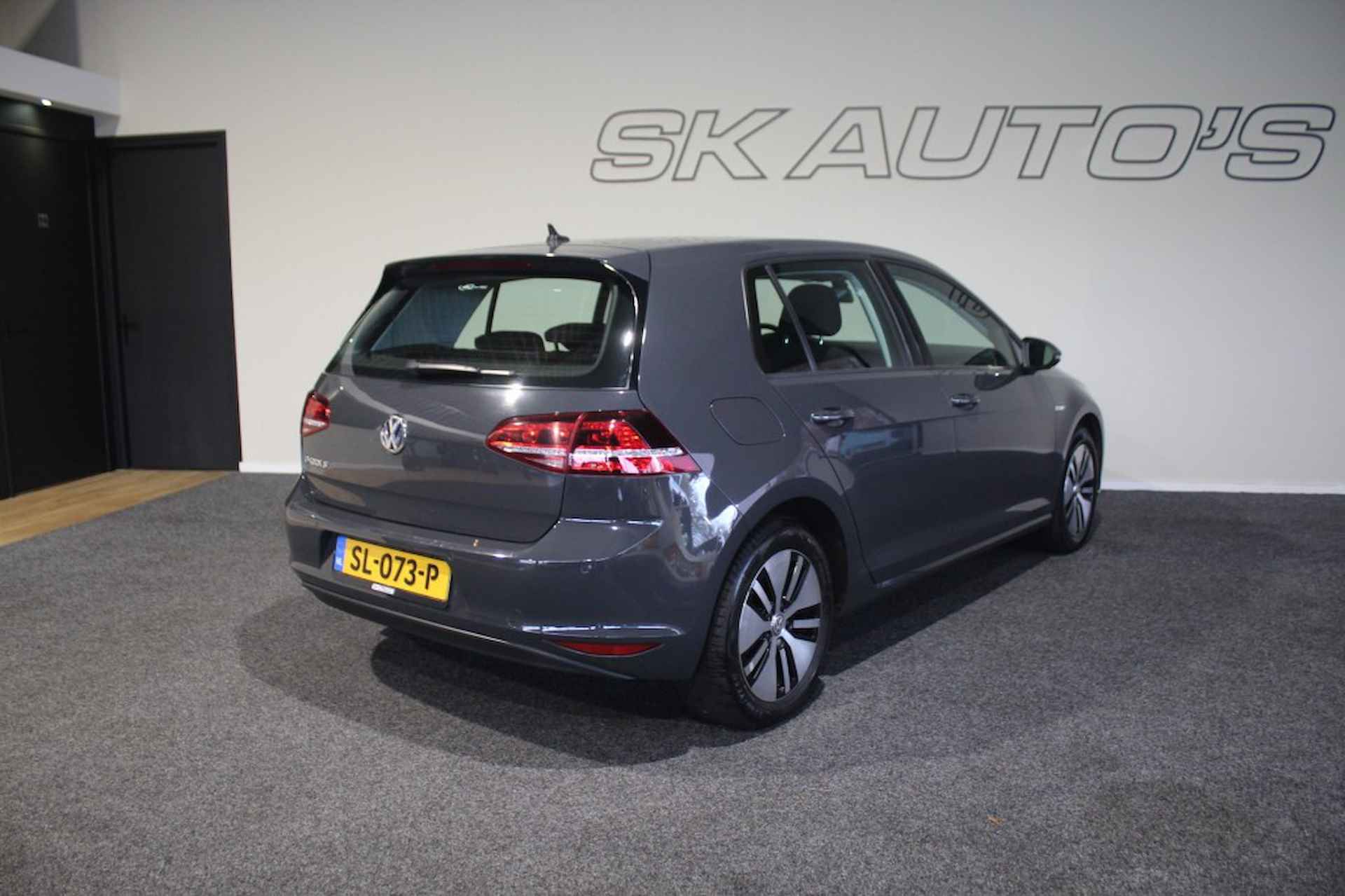 VOLKSWAGEN Golf E-GOLF NAVI 85KW 116PK AUTM AIRCO SUBSIDIE ALL-IN RIJKLAAR PRIJS - 38/48