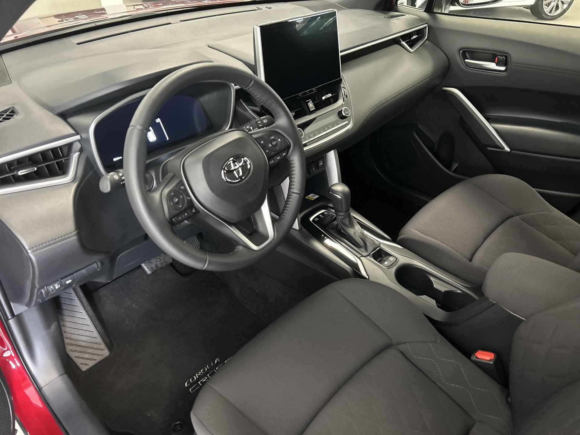 Toyota Corolla Cross Hybrid 1.8 Dynamic - 12/29