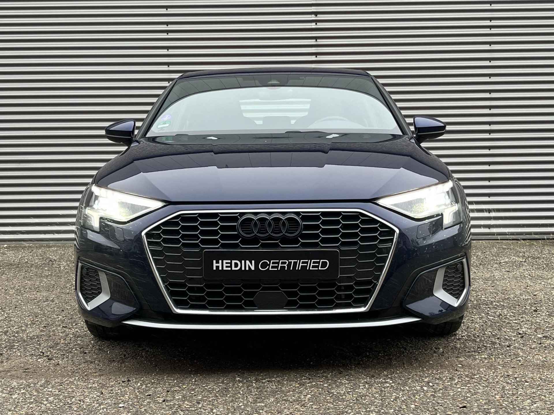 Audi A3 Sportback 40 TFSI e Business edition Nederlandse Auto / Climate control / Adaptieve Cruise Control / 17 inch Licht metalen velgen / Navigatie / Parkeersensors  / Volledig digitaal dashboard - 11/28