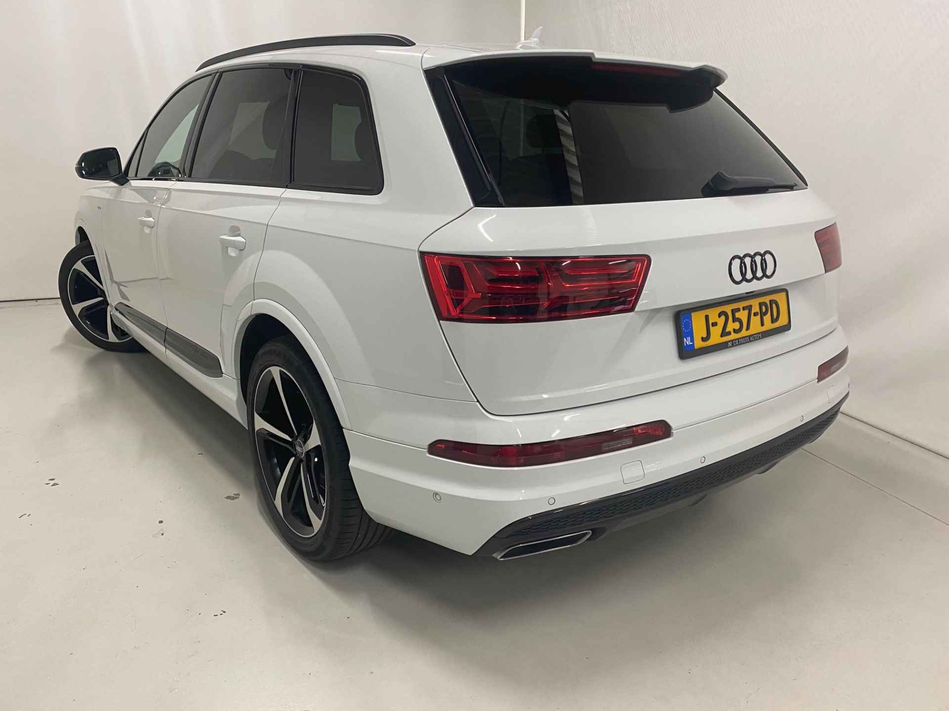 Audi Q7 50 TDI 286PK 2X S line Nacht Zicht Pano Headup 21Inch Bose Trekhaak 360 °Camera - 30/39