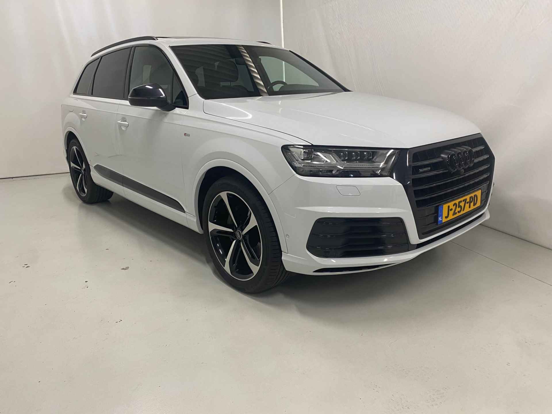 Audi Q7 50 TDI 286PK 2X S line Nacht Zicht Pano Headup 21Inch Bose Trekhaak 360 °Camera - 36/39