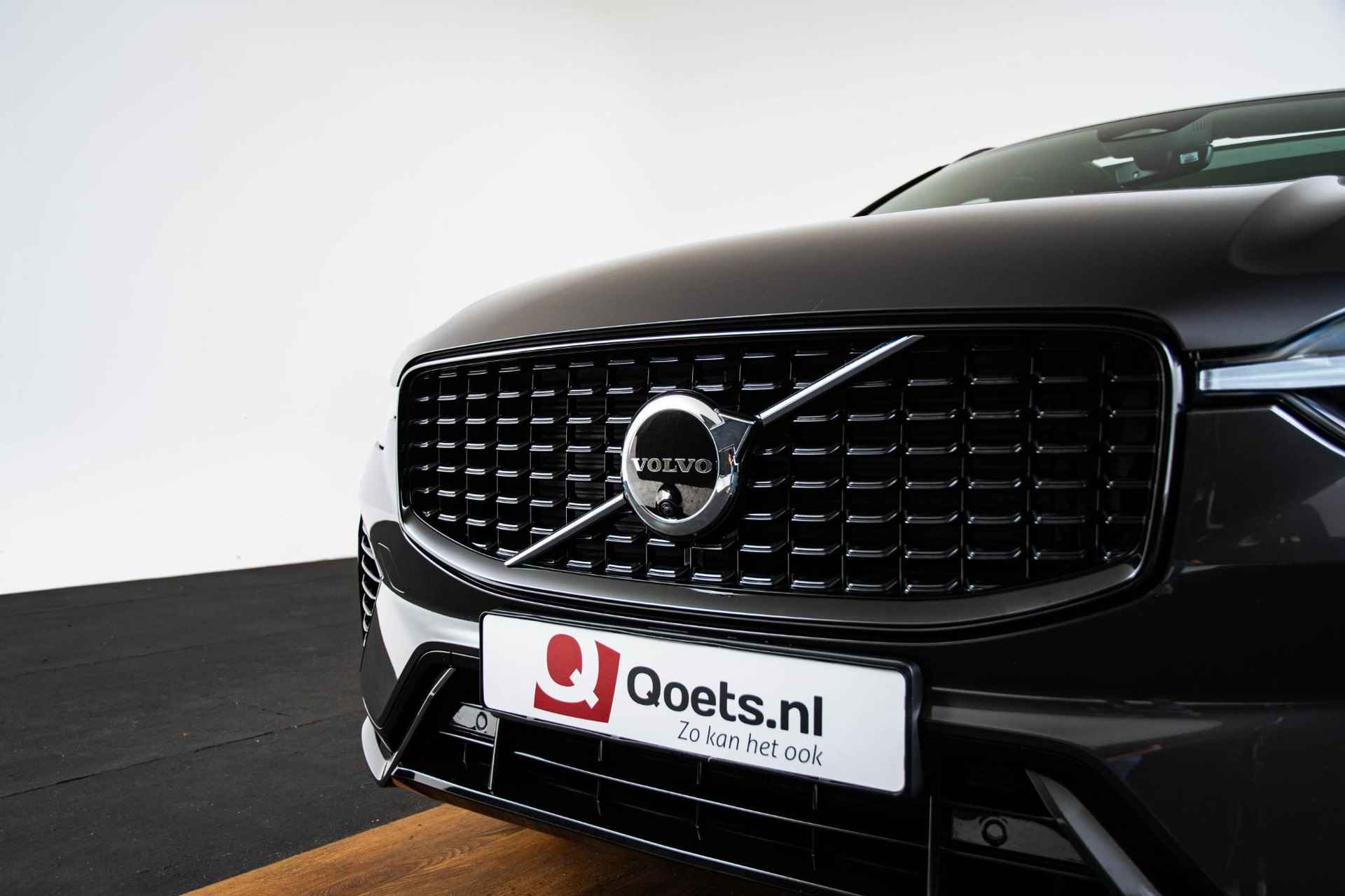 Volvo XC60 2.0 Recharge T6 AWD Ultimate Dark Adaptive Cruise Control - Harman Kardon - Active High Beam Koplampen - Elektrisch verstelbare voorstoelen - 18/60