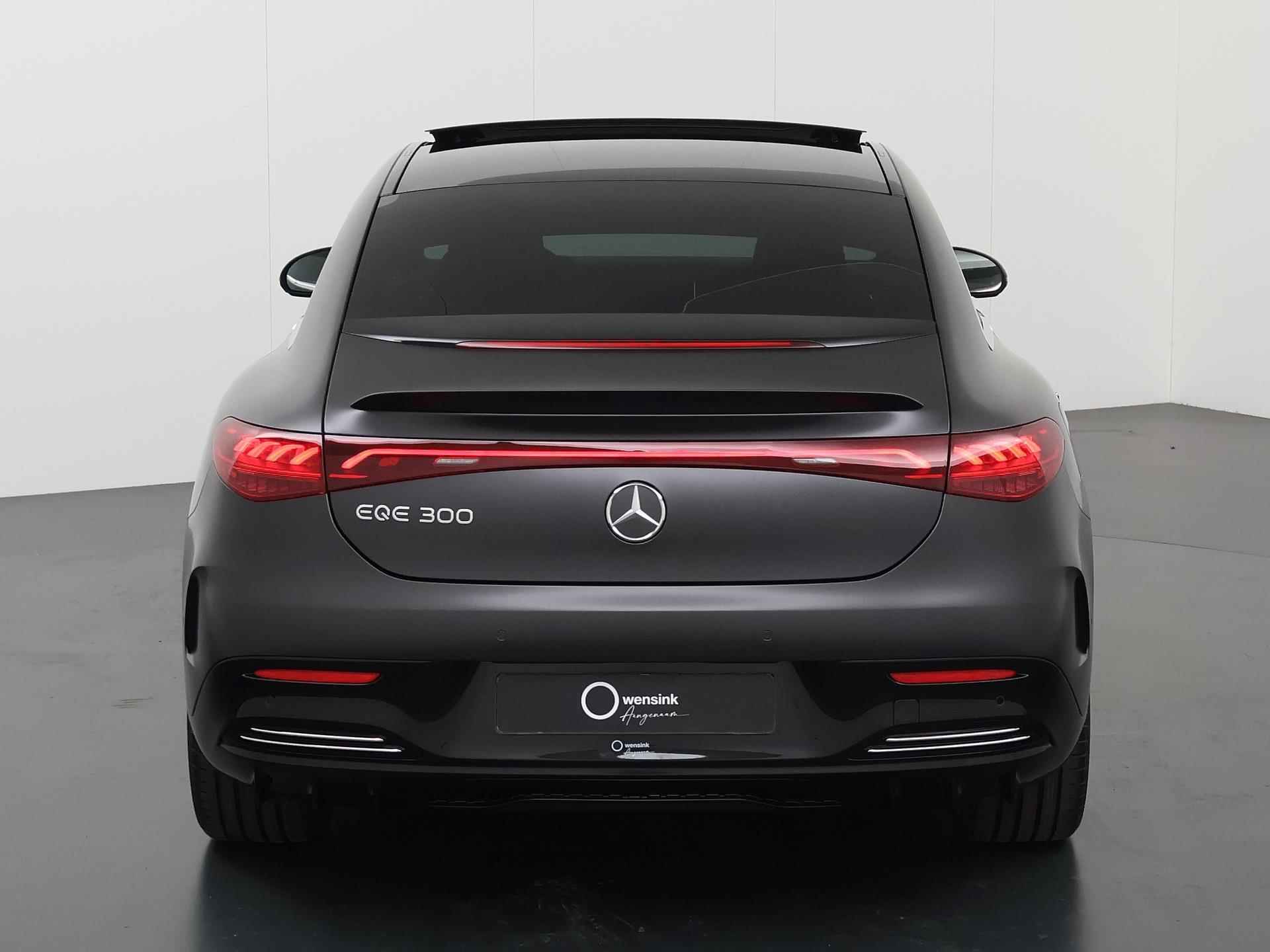 Mercedes-Benz EQE 300 Sport Edition | Matte-grijs | Panorama-schuifdak | Achteruitrijcamera |  Memory stoelen | BURMESTER | Stoelverwarming - 3/47