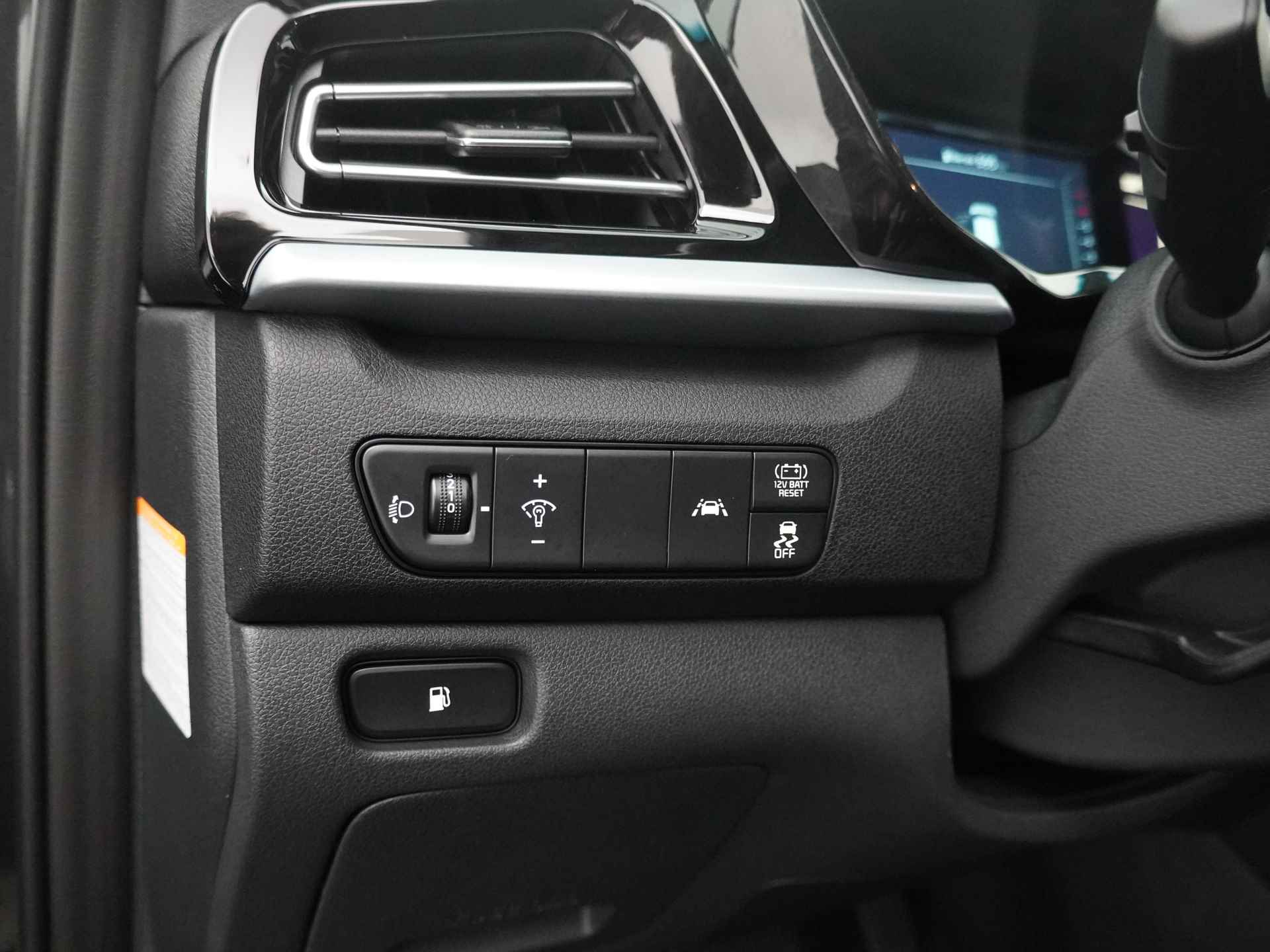 Kia Niro 1.6 GDi Hybrid DynamicLine - Navigatie - Adaptief Cruise Control - Climate Control - Apple/Android Carplay - Fabrieksgarantie Tot 2029 - 21/48