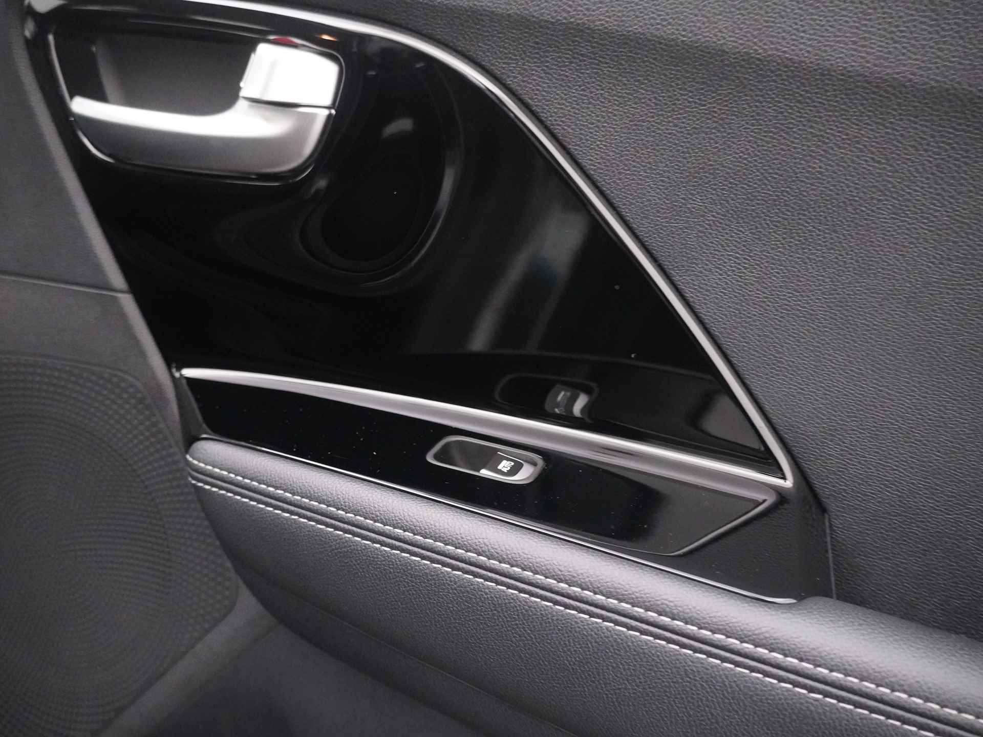 Kia Niro 1.6 GDi Hybrid DynamicLine - Navigatie - Adaptief Cruise Control - Climate Control - Apple/Android Carplay - Fabrieksgarantie Tot 2029 - 41/48