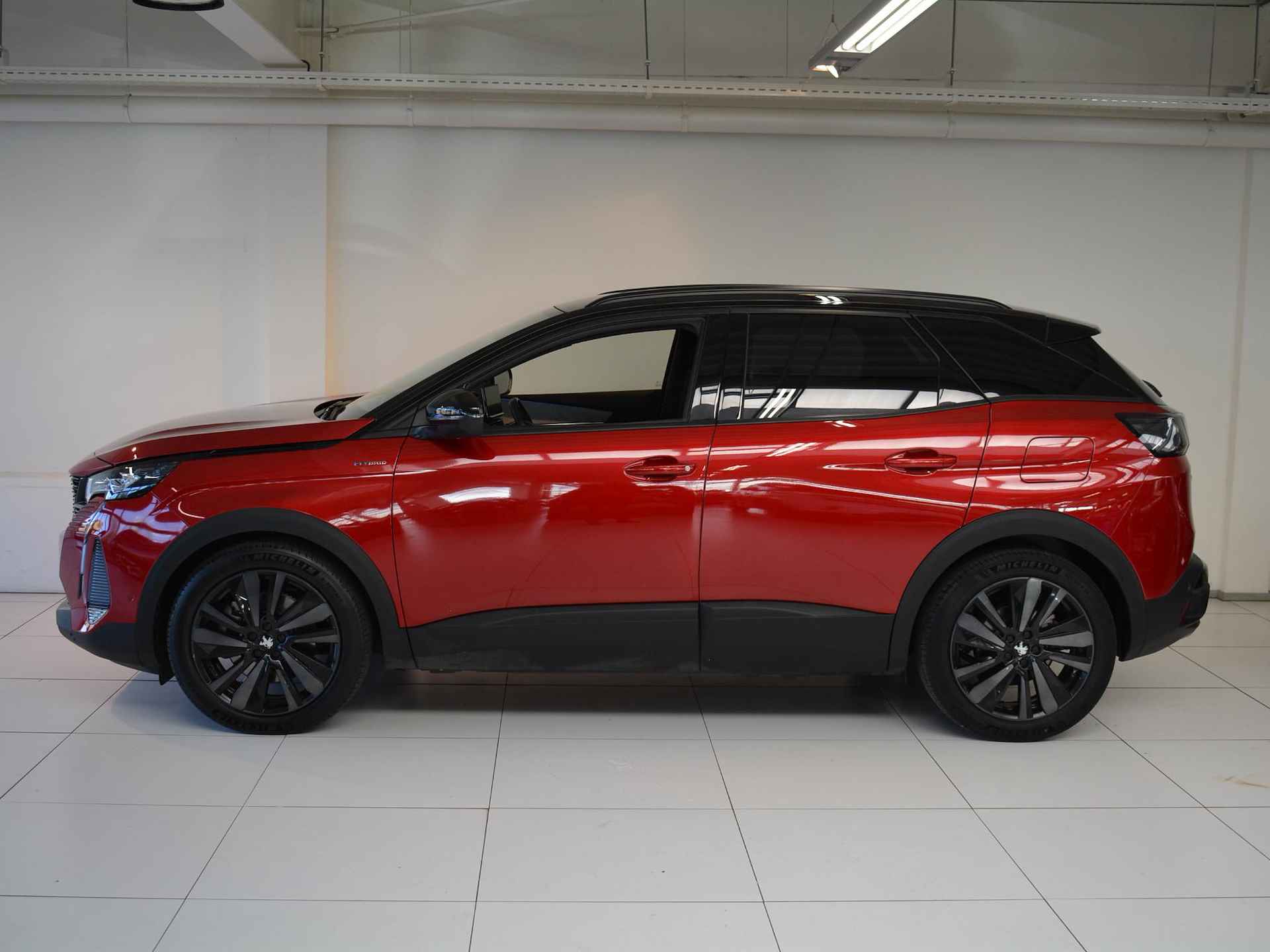 Peugeot 3008 1.6 Plug-in-Hybrid 225pk GT | Camera voor & achter | Panorama dak | - 3/73