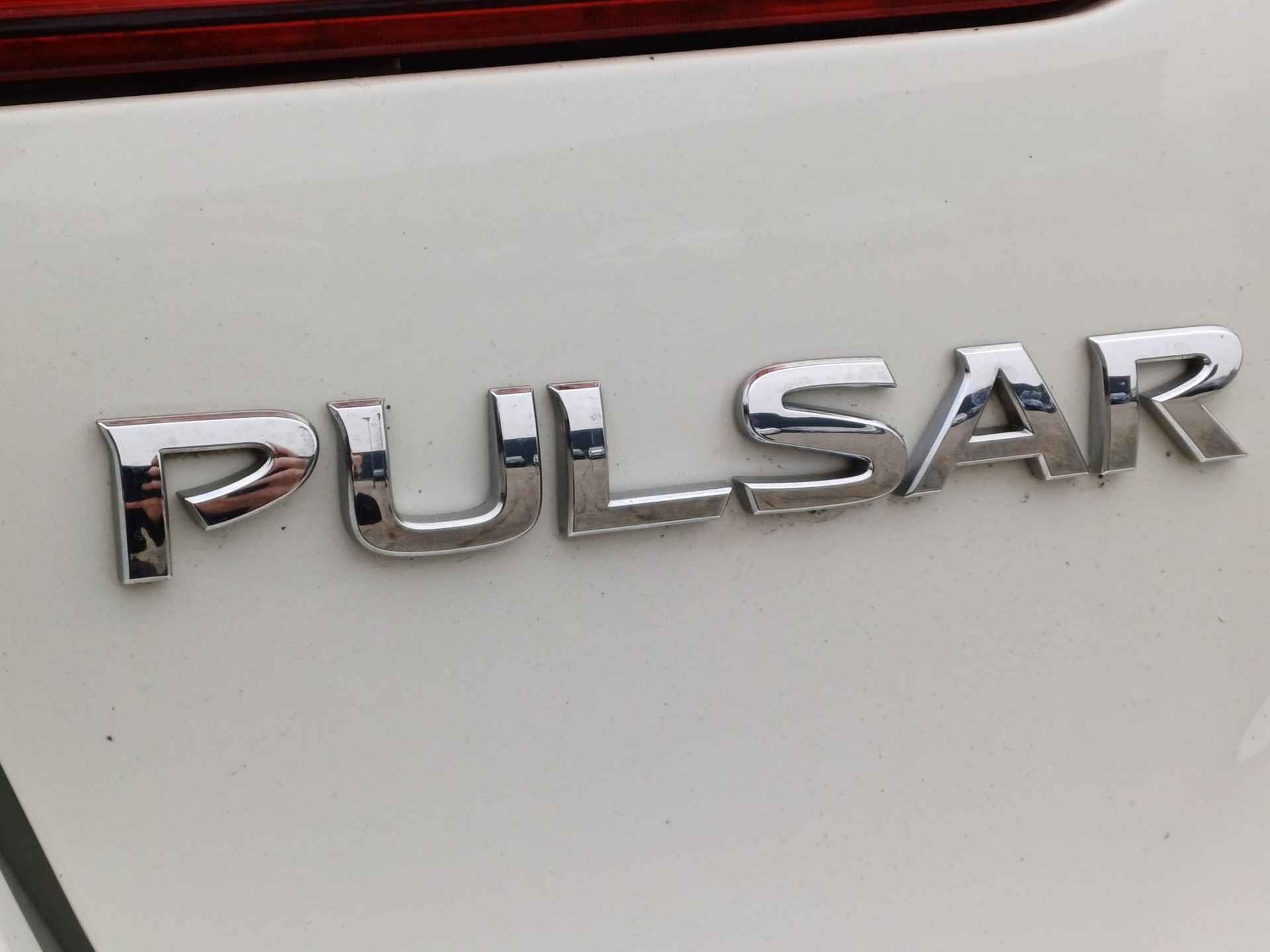 Nissan Pulsar 1.2 DIG-T 115 Tekna Trekhaak / Lederen Bekleding / Navigatie / Lichtmetalen Velgen / Privacy Glass / Parkeercamera / Stoelverwarming - 19/31