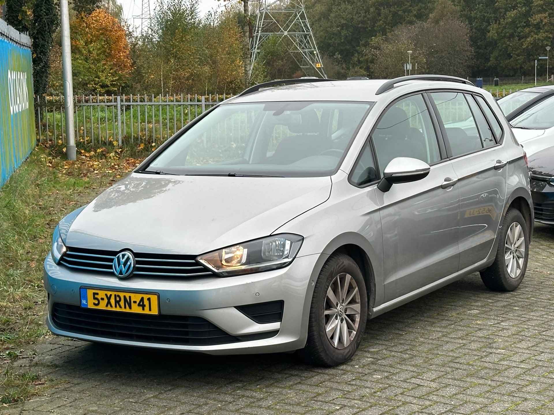 Volkswagen Golf Sportsvan 1.2 TSI 110pk DSG Comfortline Navigatie - 2/15