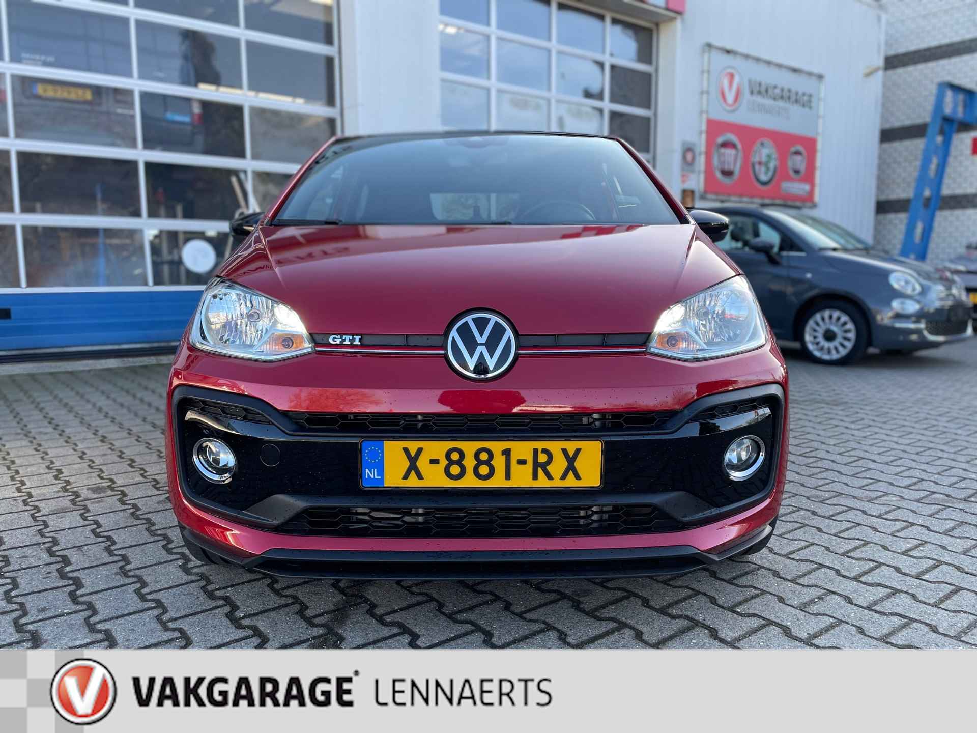 Volkswagen UP! 1.0 TSI GTI - 2/19