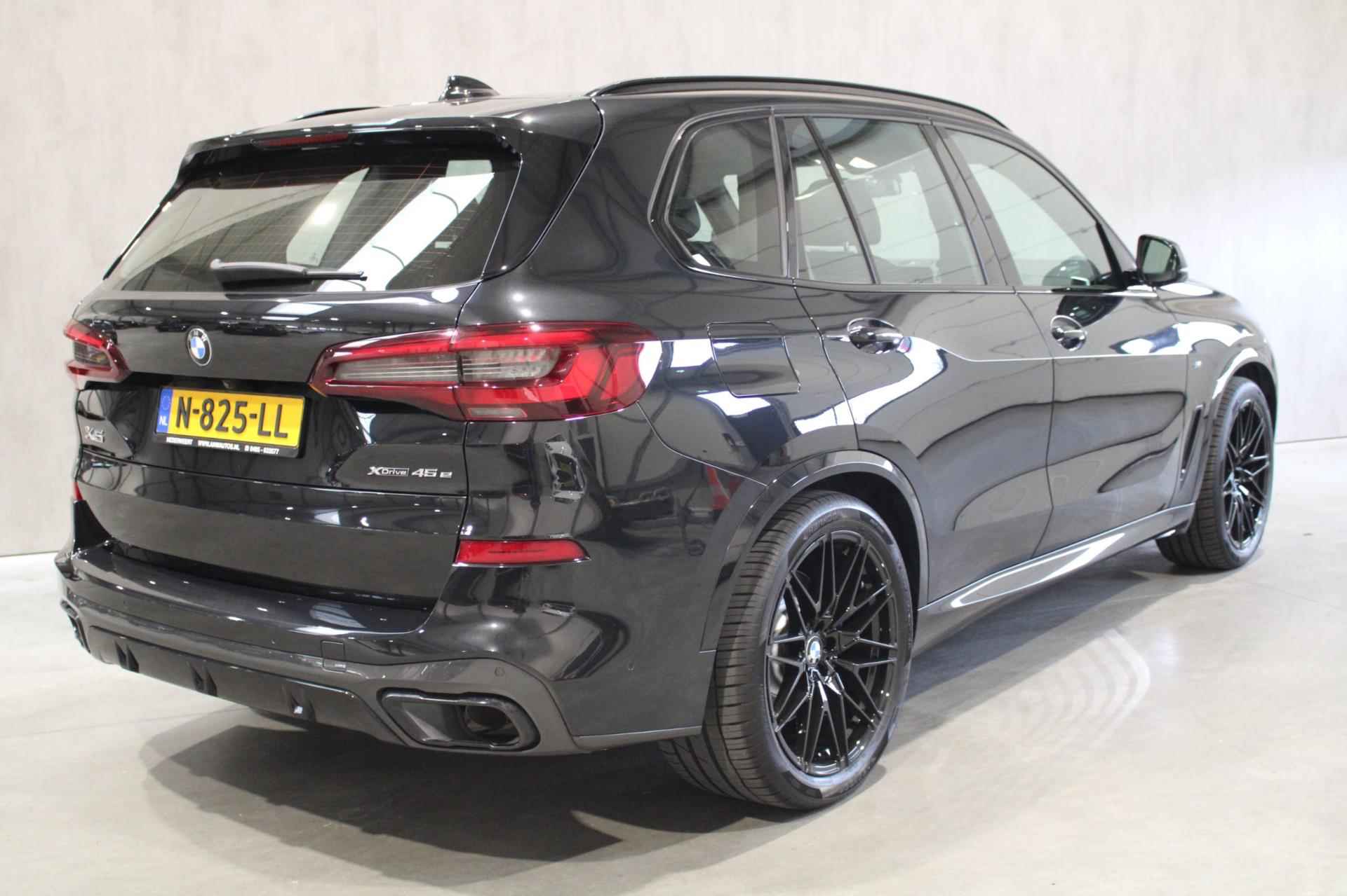 BMW X5 XDrive45e High Executive M-Sport/Pano/Sky Lounge/HUD/Trekhaak/Nederlandse auto Rijklaar 12 maanden bovag - 16/28