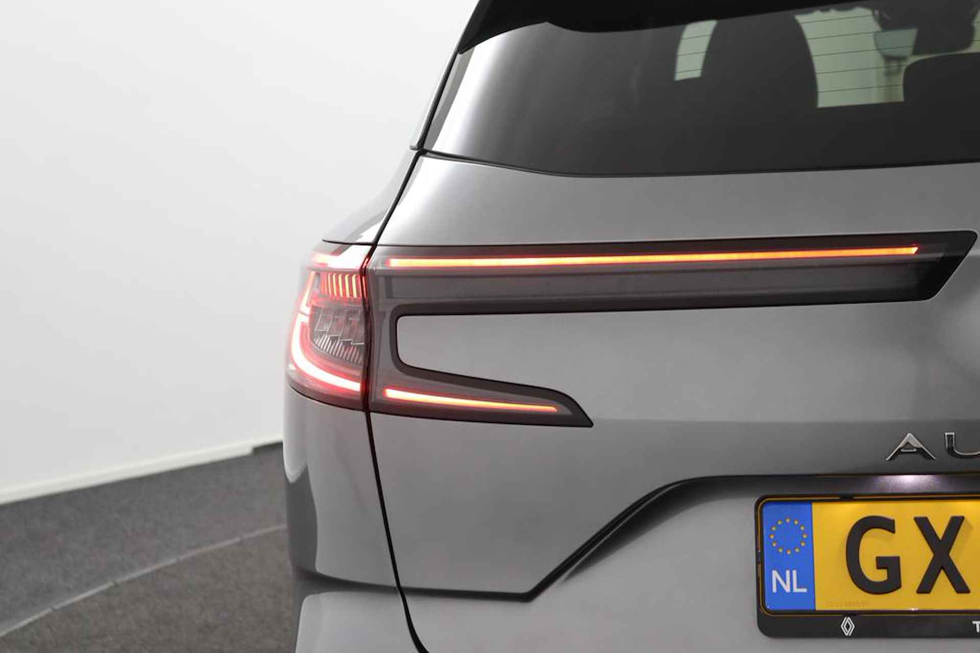 Renault Austral 1.3 Mild Hybrid 160 X-Tronic Techno Renault Austral 1.2 Mild Hybrid 160 X-Tronic Techno | Stoelverwarming | Stuurwiel verwarmd | Elektrisch verstelbare bestuurdersstoel | Achteruitrijcamera | Elektrische achterklep | Verwarmbare voorruit | - 42/46