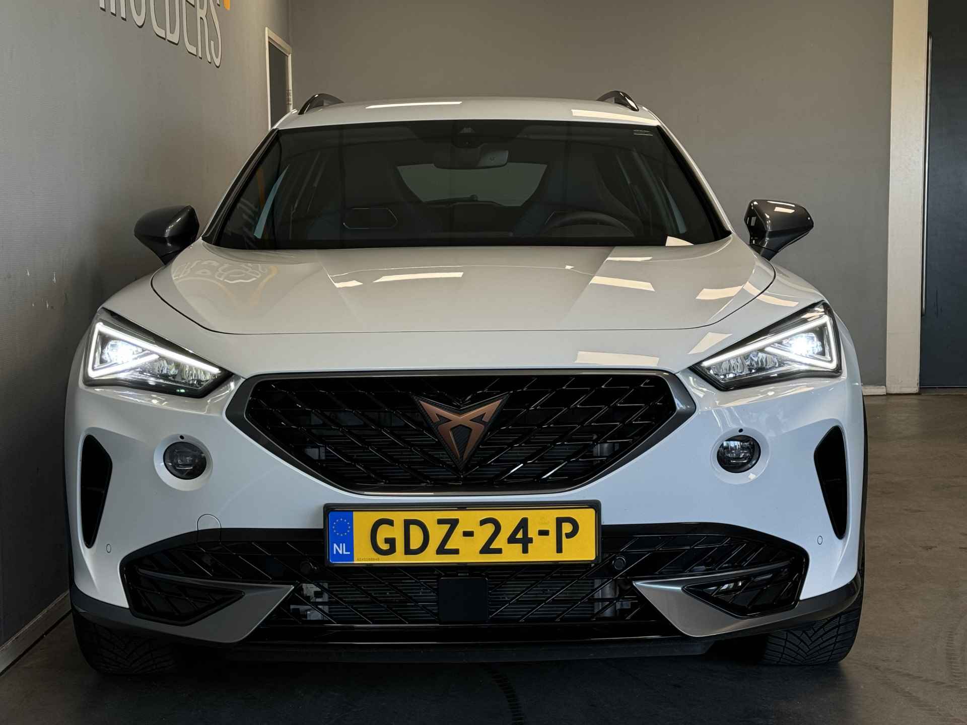 CUPRA Formentor 1.4 e-Hybrid Camera/Stoelverwarming/Memorystoel - 8/39