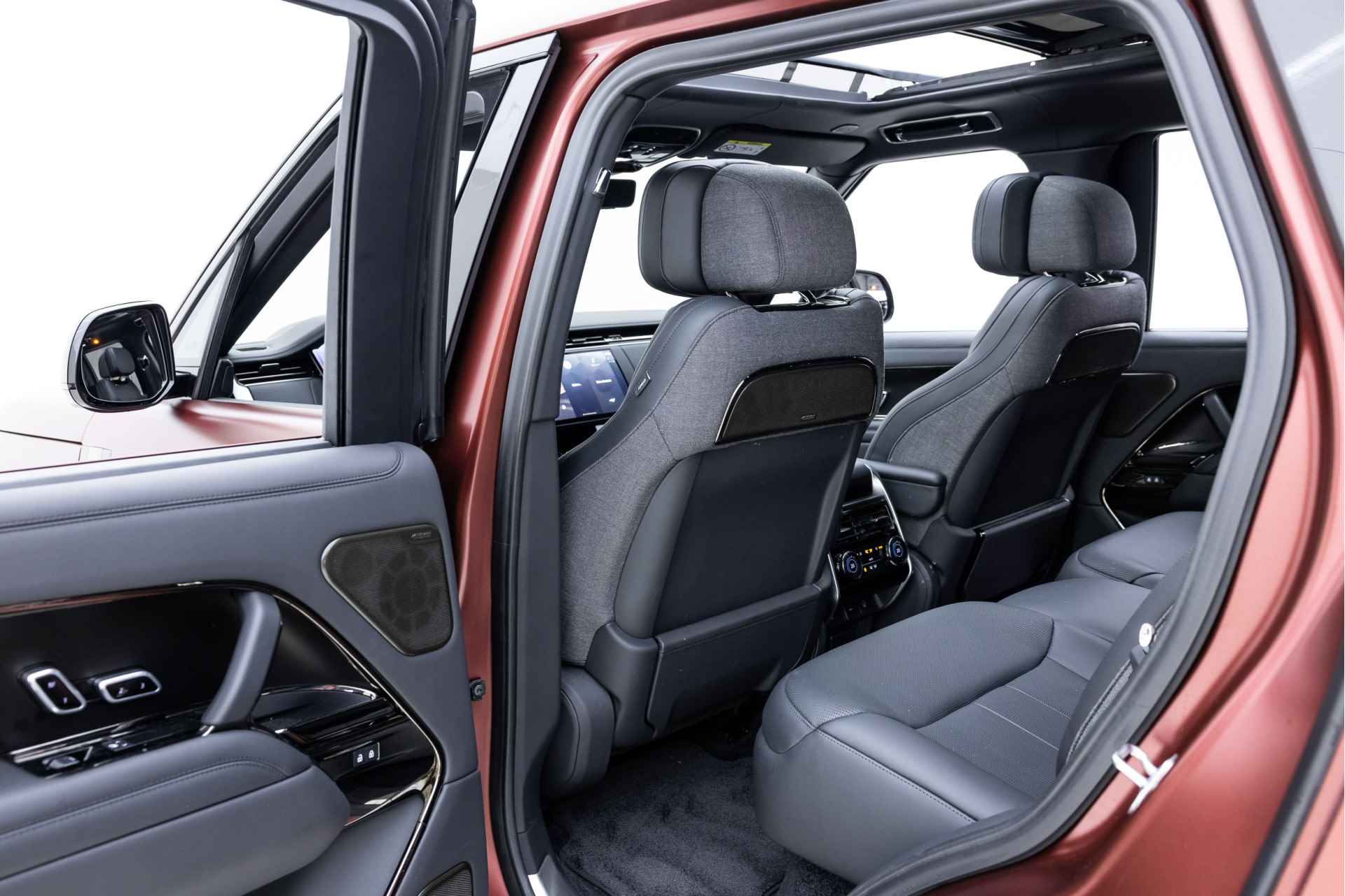 Land Rover Range Rover P510e SV | Executive Class Seating | SV lak | Achterasbesturing | Massage zittingen | - 10/39