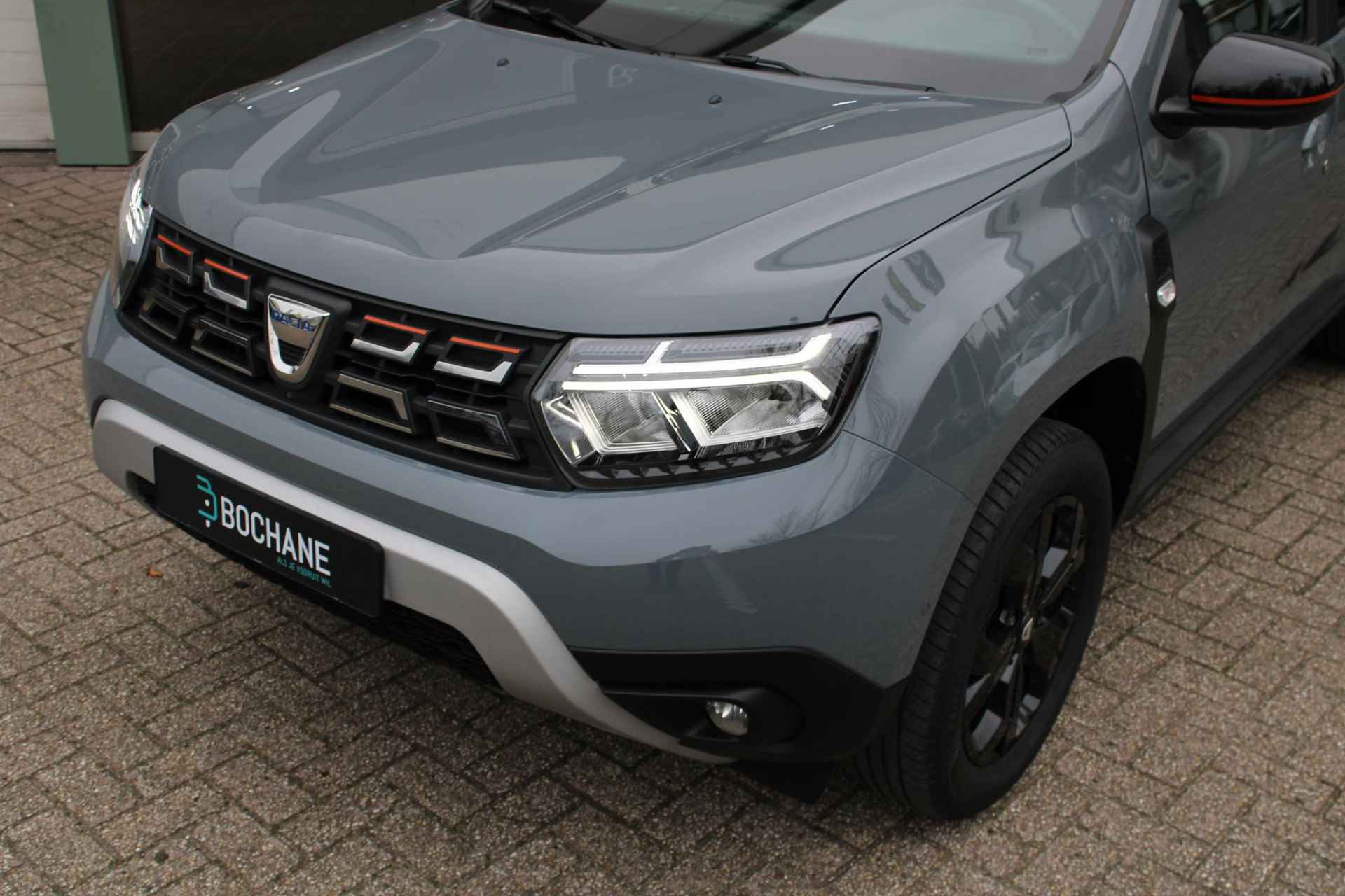 Dacia Duster 1.0 TCe 100 Bi-Fuel Journey Navigatie | Achterruitrijcamera | Parkeersensoren - 24/42