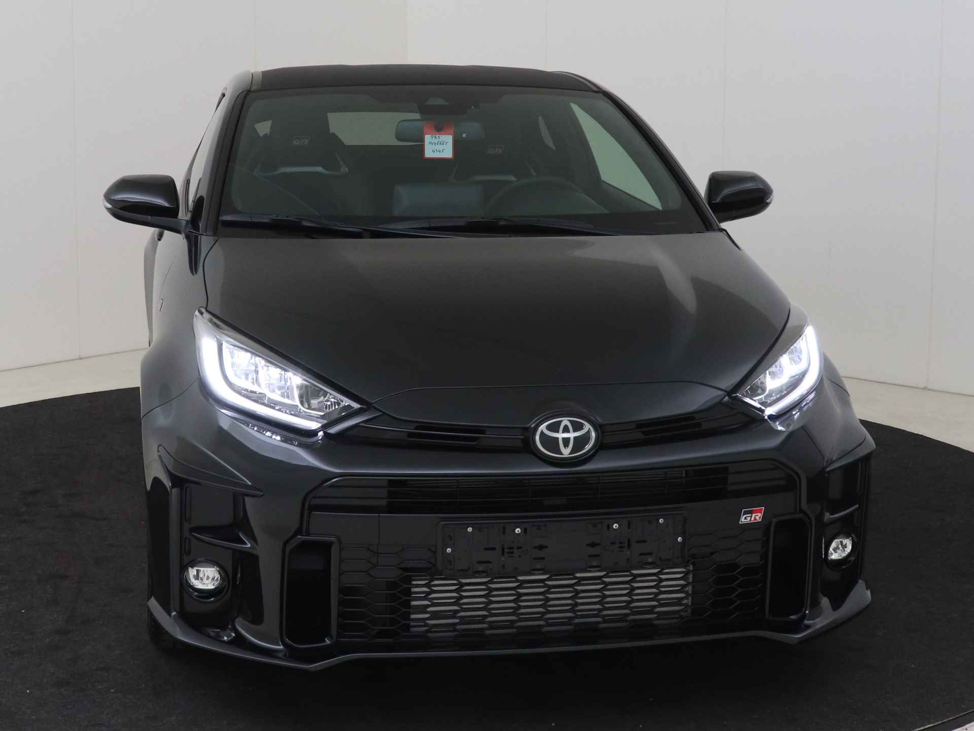 Toyota Yaris 1.6 GR Performance *nieuw* Rijklaar - 22/58