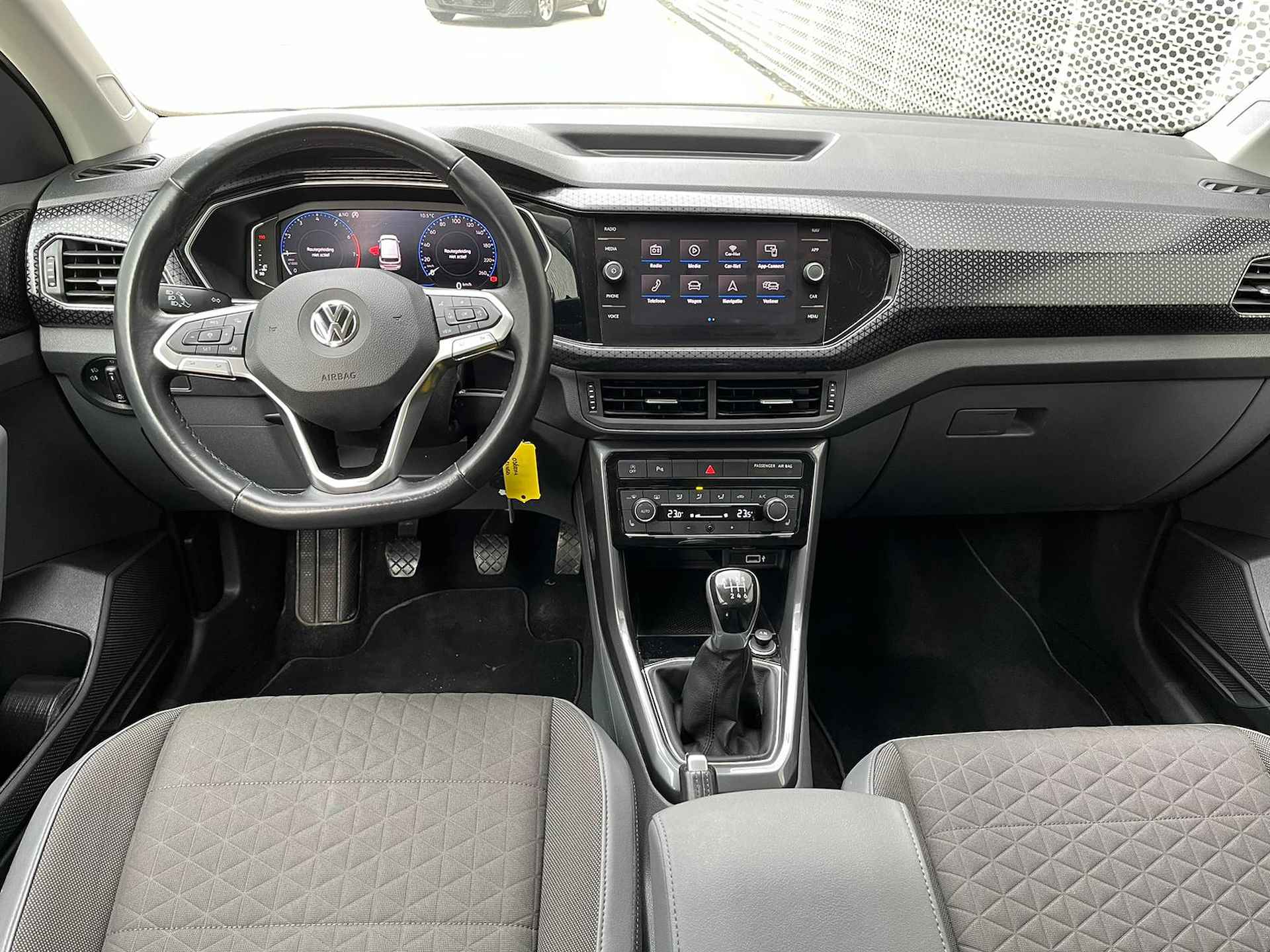 Volkswagen T-Cross 1.0 TSI 116 PK Style / LED / Digitale Cockpit / 17" LMV ** - 14/27