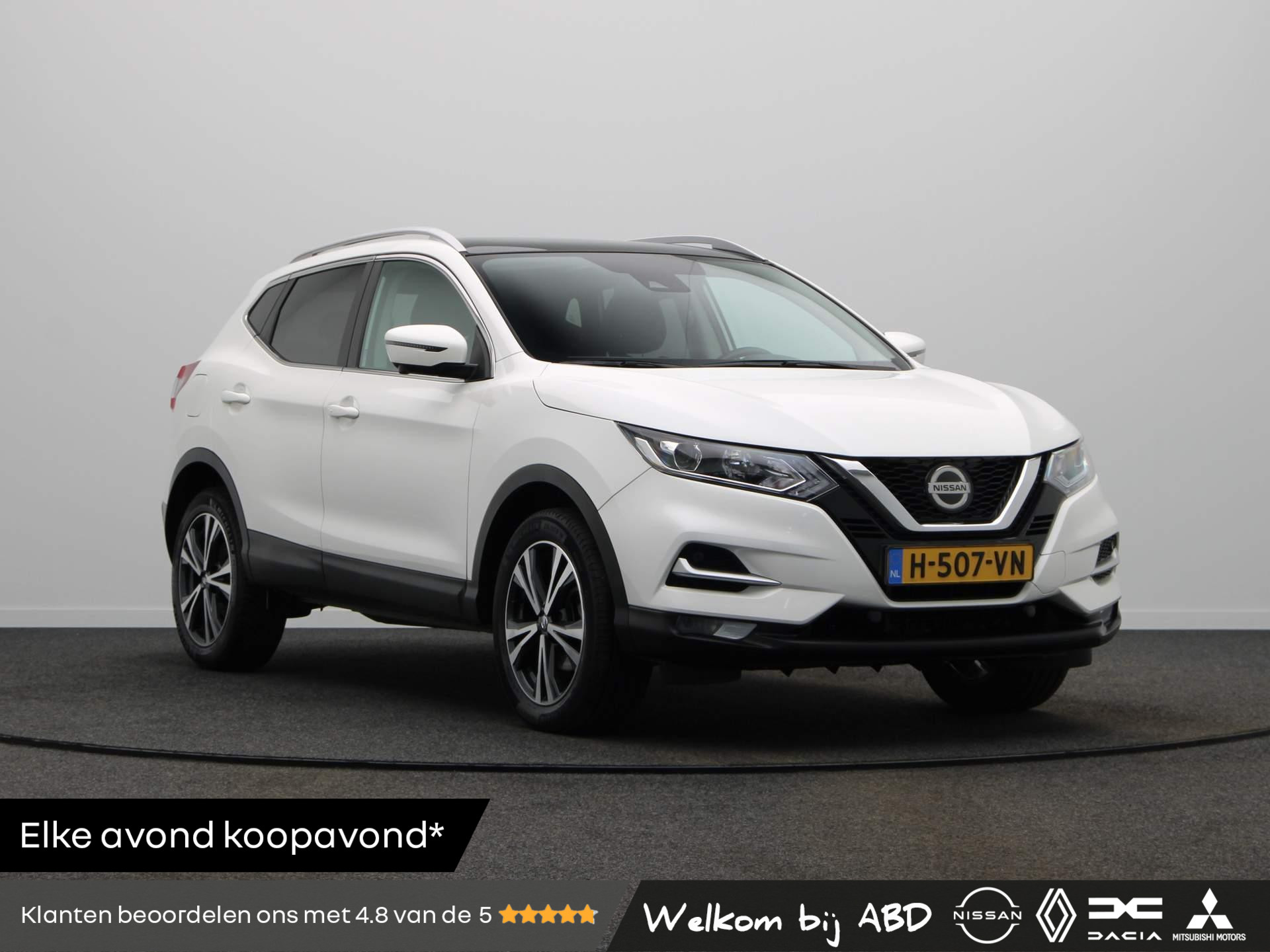 Nissan Qashqai 140pk DIG-T N-Connecta | Trekhaak | 360 Graden Camera | Panorama Dak | Apple Carplay | Navigatie Full Map |