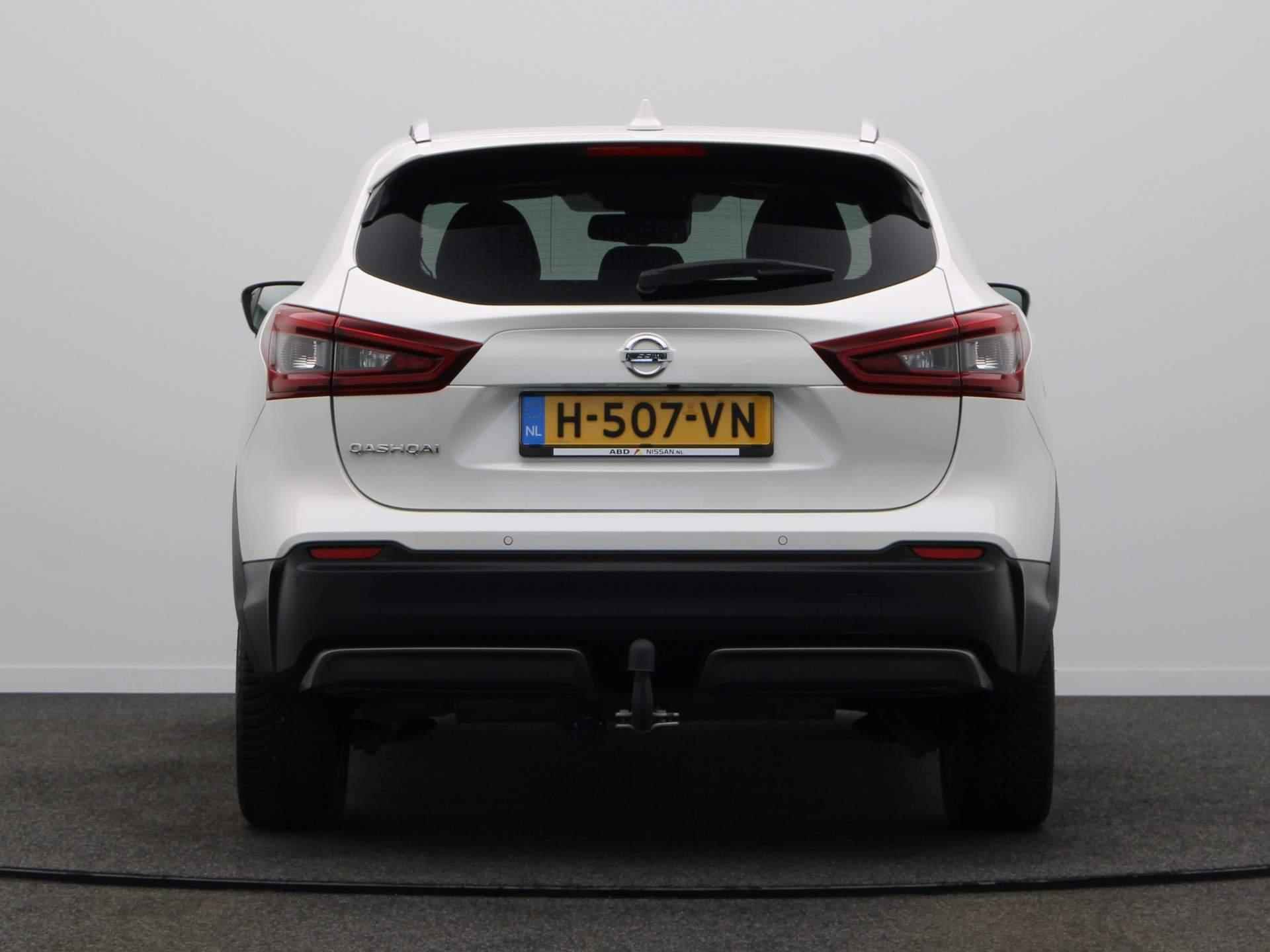 Nissan Qashqai 140pk DIG-T N-Connecta | Trekhaak | 360 Graden Camera | Panorama Dak | Apple Carplay | Navigatie Full Map | - 7/52