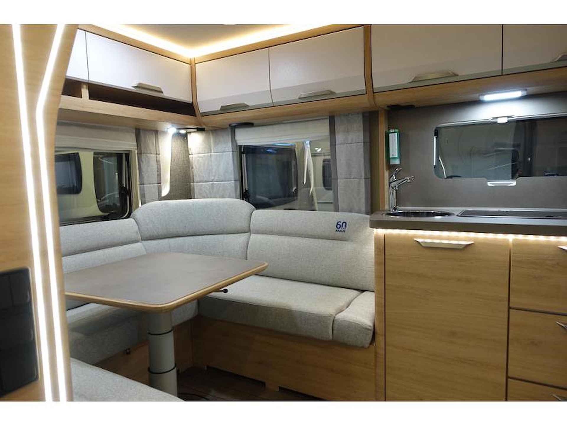 Knaus Sudwind 60 Years 500 FU super luxe en ruim - 8/16