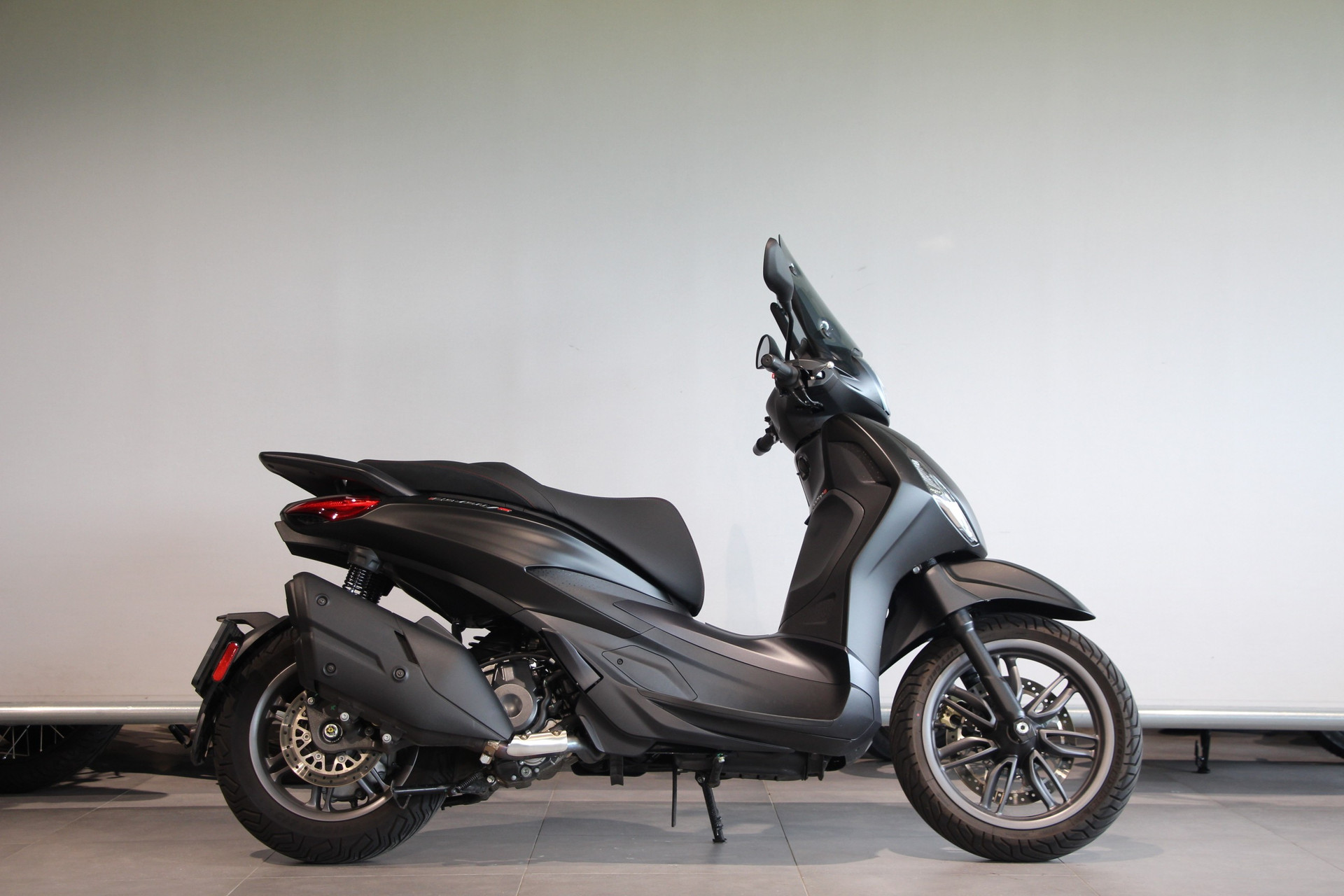 Piaggio BEVERLY 400 HPE