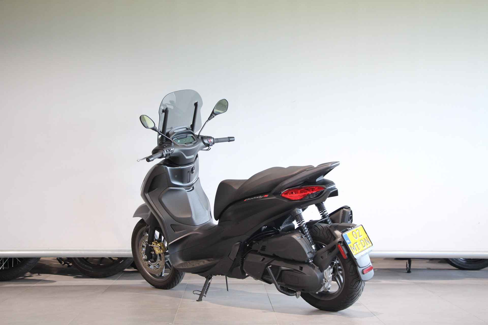 Piaggio BEVERLY 400 HPE - 6/11