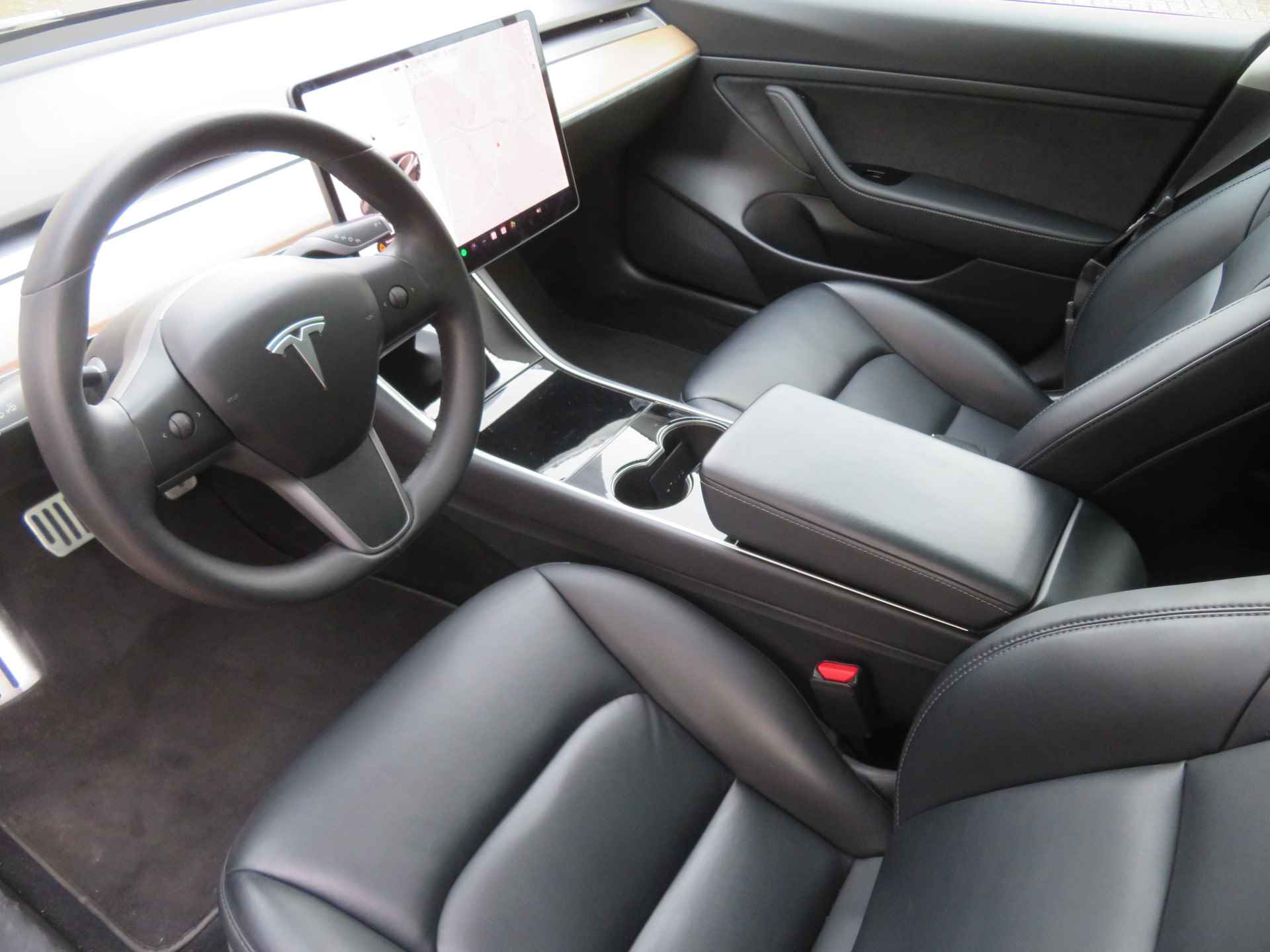 Tesla Model 3 Standard RWD Plus 60 kWh*Autopilot*Panorama* - 6/15