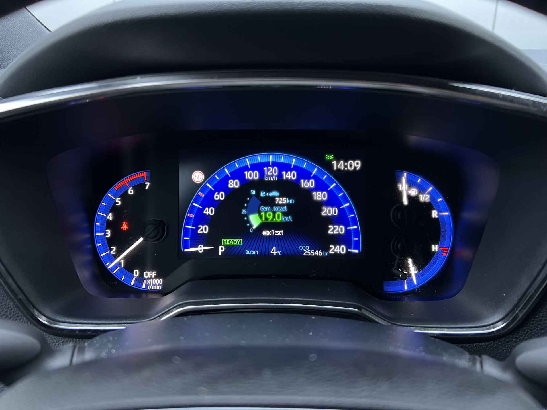 Toyota Corolla Touring Sports 1.8 Hybrid Trek | NL AUTO | Automaat | Navigatie | Elektrische Achterklep | - 15/33