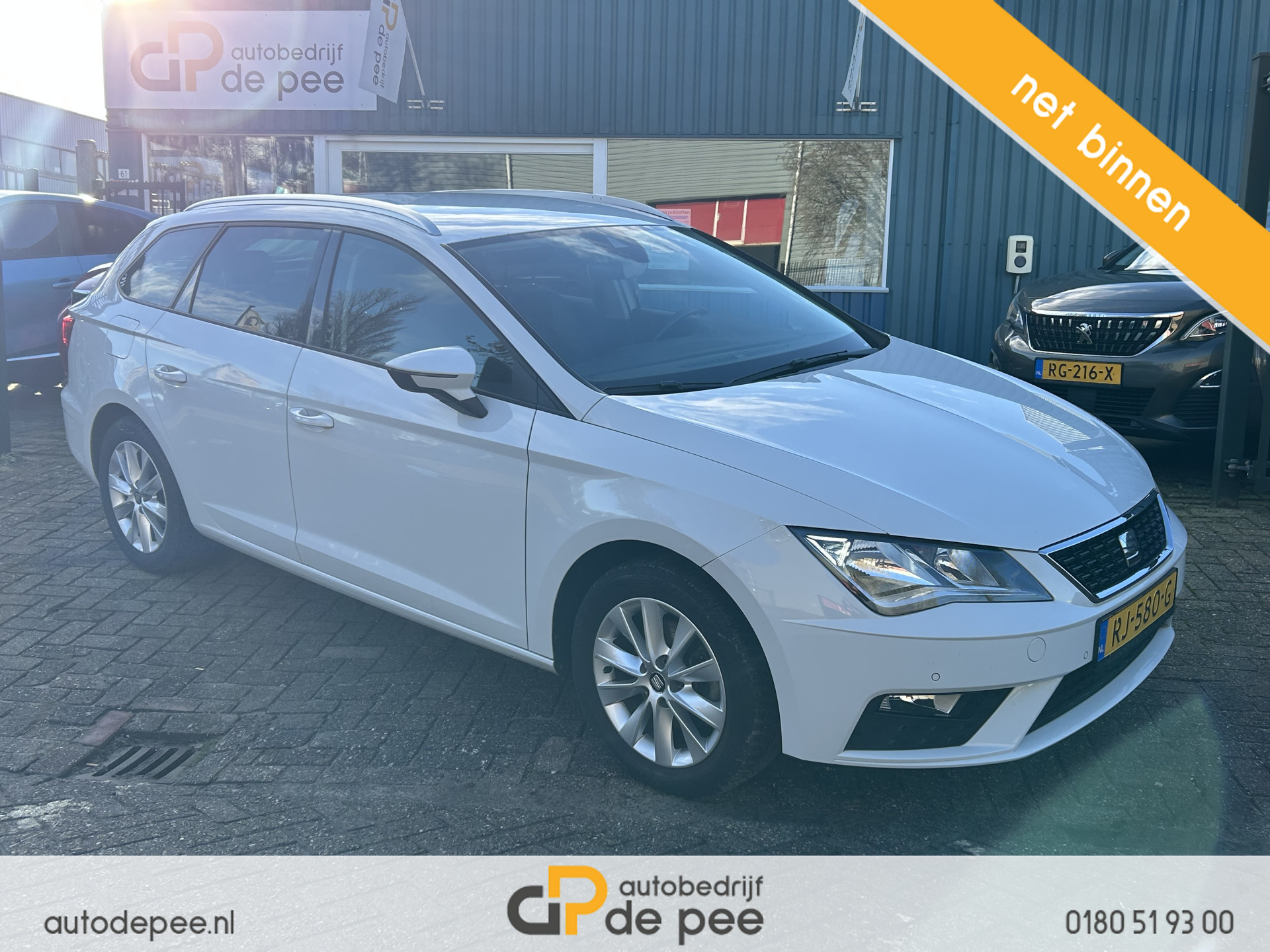 SEAT León ST 1.4 EcoTSI Style Business Intense GARANTIE/DSG-AUTOMAAT/CARPLAY/CLIMA/CRUISE/NAVI/PDC VOOR+ACHTER rijklaarprijs!