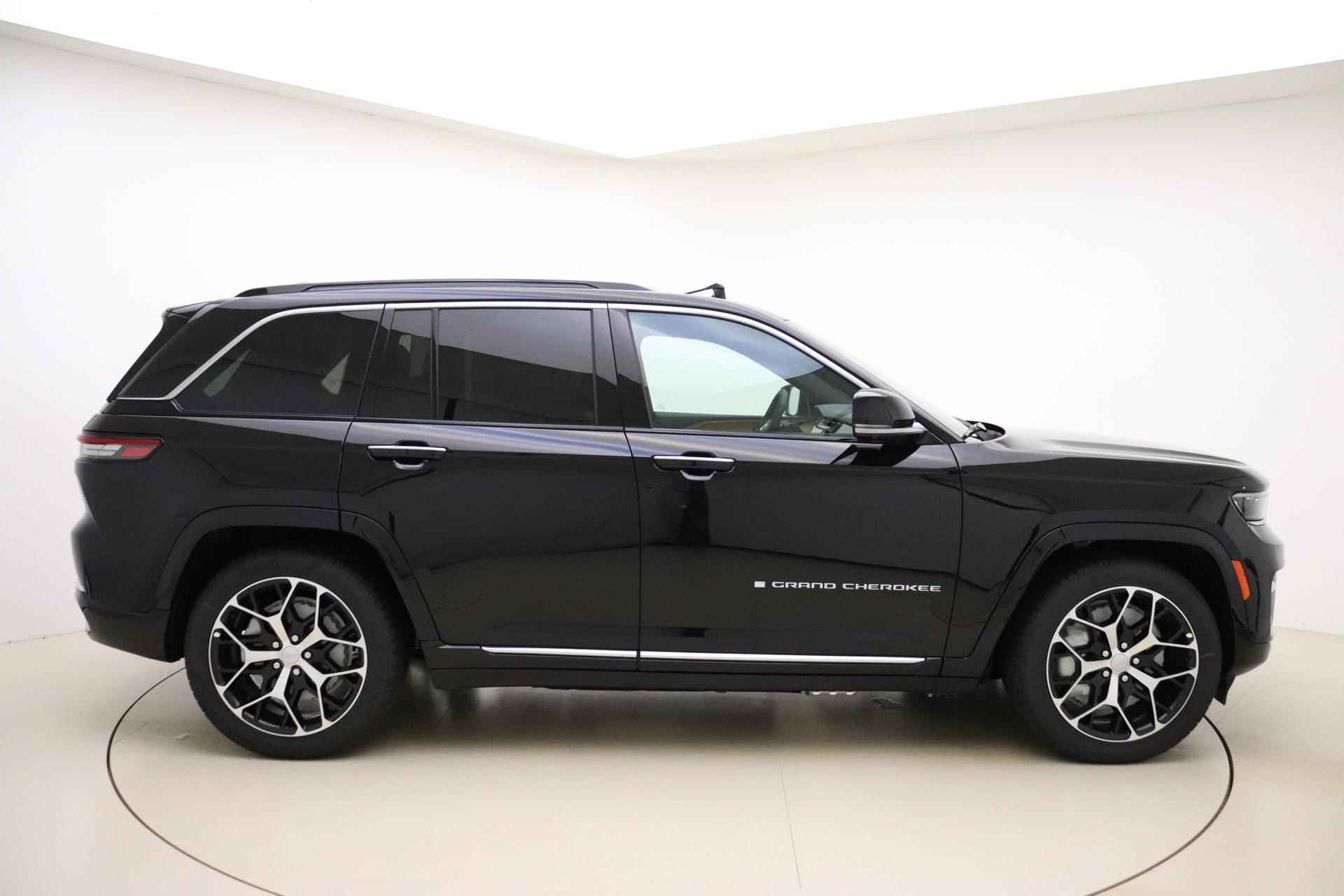 Jeep Grand Cherokee 2.0 Summit Reserve 4xe | Luchtvering | Panoramadak | Lederen bekleding | Passenger display | McIntosch audio | Stoelverwarming/Ventilatie | Exclusief uit voorraad leverbaar! - 5/60