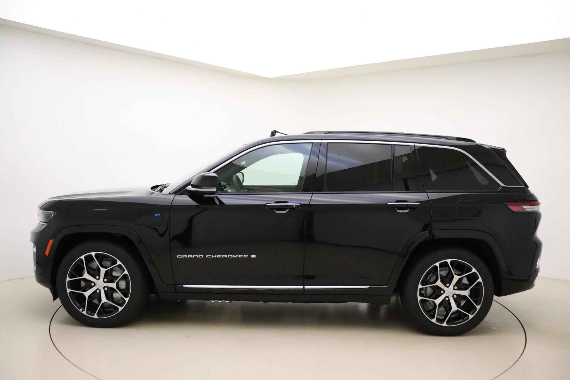 Jeep Grand Cherokee 2.0 Summit Reserve 4xe | Luchtvering | Panoramadak | Lederen bekleding | Passenger display | McIntosch audio | Stoelverwarming/Ventilatie | Exclusief uit voorraad leverbaar! - 9/60